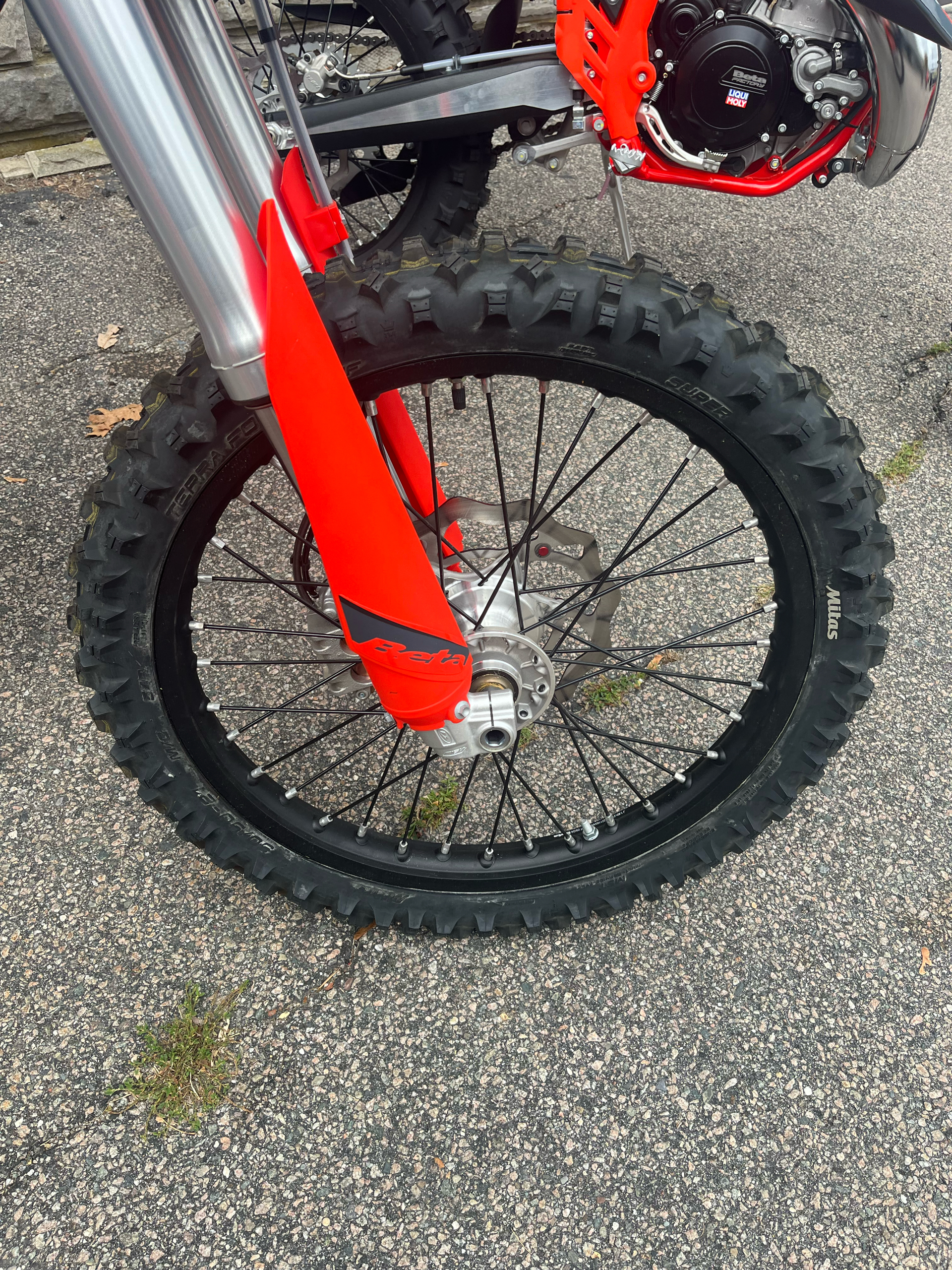 2025 Beta 300 Xtrainer in West Bridgewater, Massachusetts - Photo 3