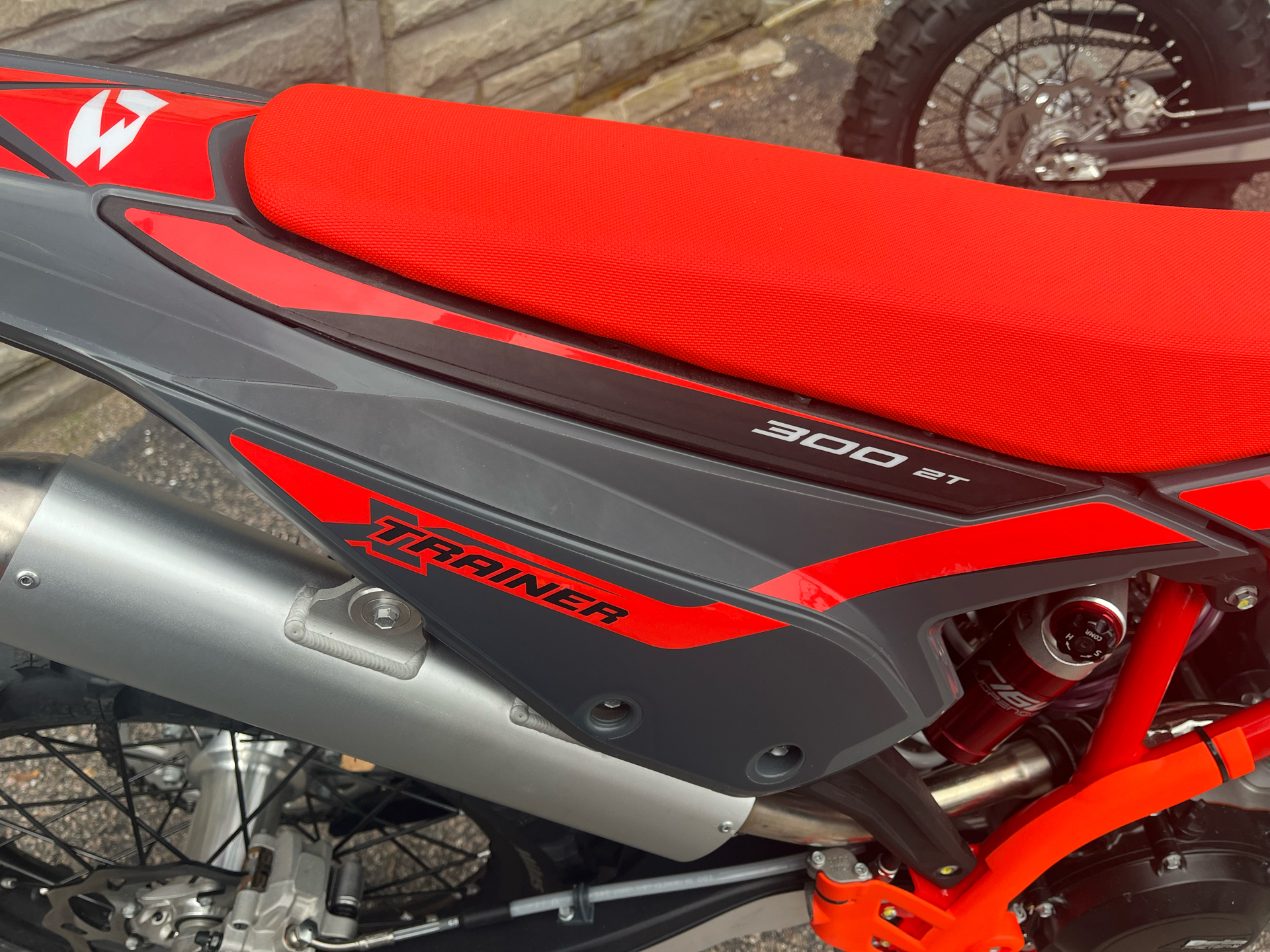 2025 Beta 300 Xtrainer in West Bridgewater, Massachusetts - Photo 4