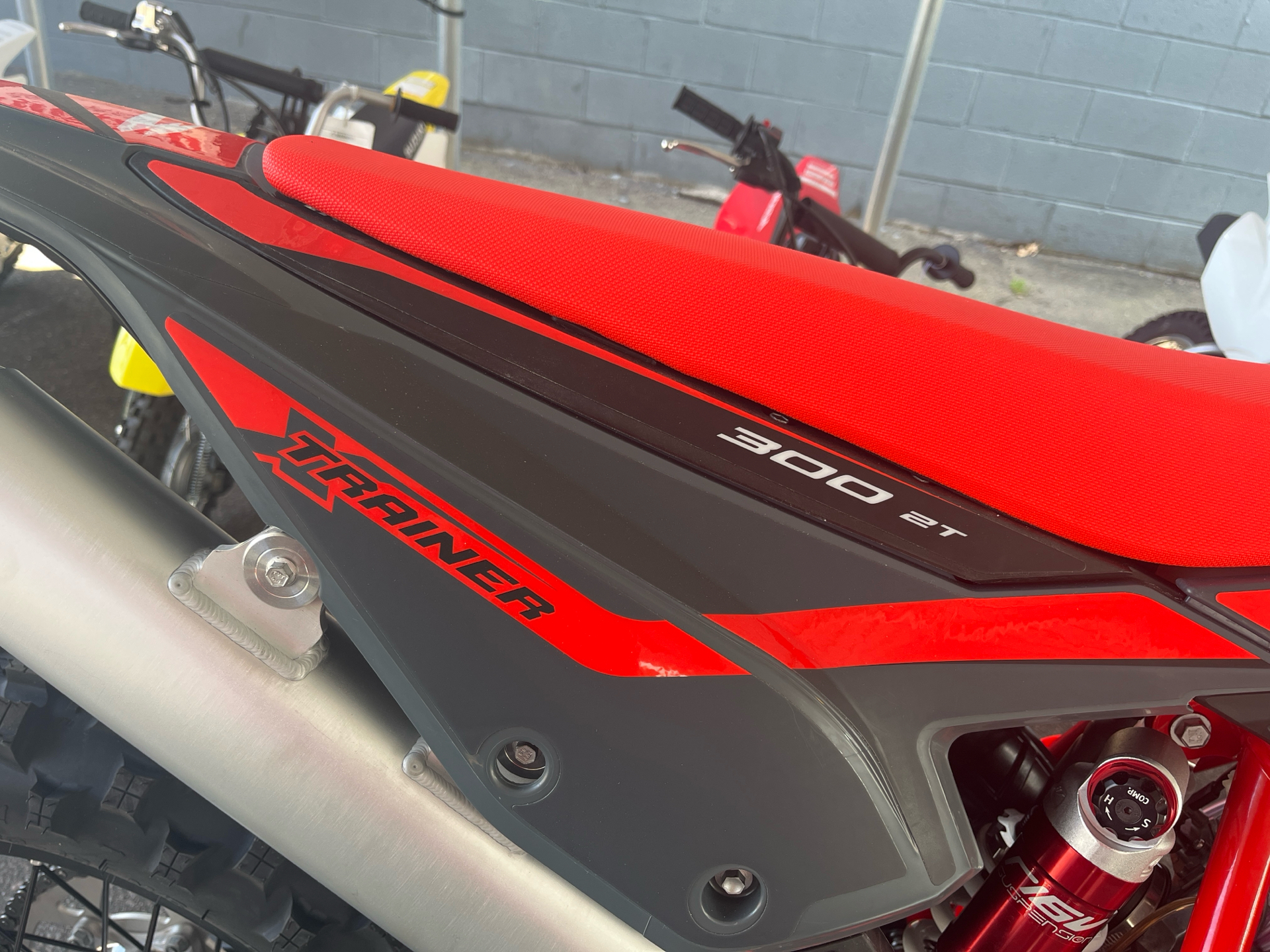 2025 Beta 300 Xtrainer in West Bridgewater, Massachusetts - Photo 3