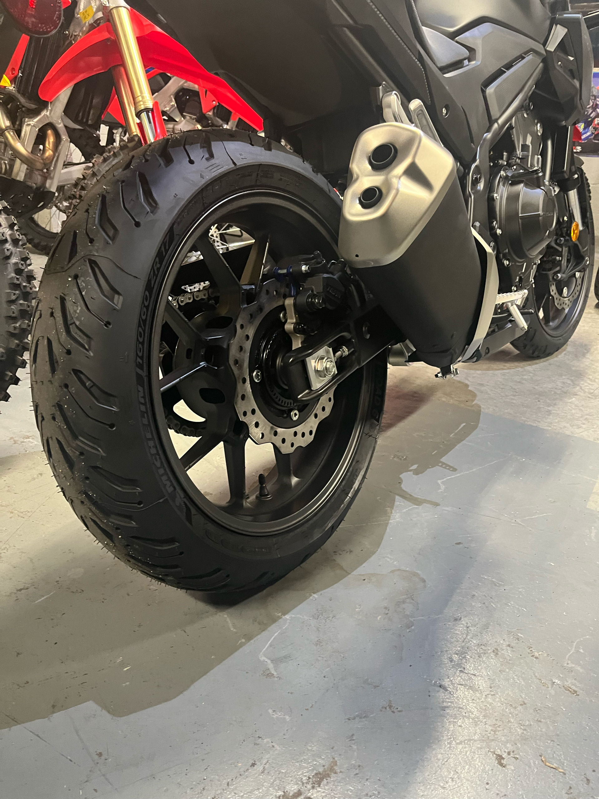 2025 Honda CB500F ABS in West Bridgewater, Massachusetts - Photo 6