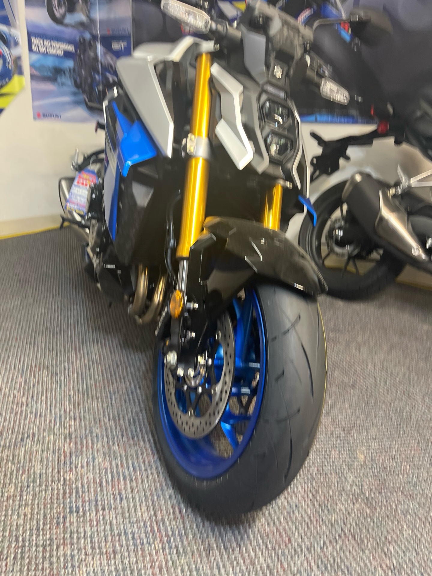2025 Suzuki GSX-S1000 in West Bridgewater, Massachusetts - Photo 5