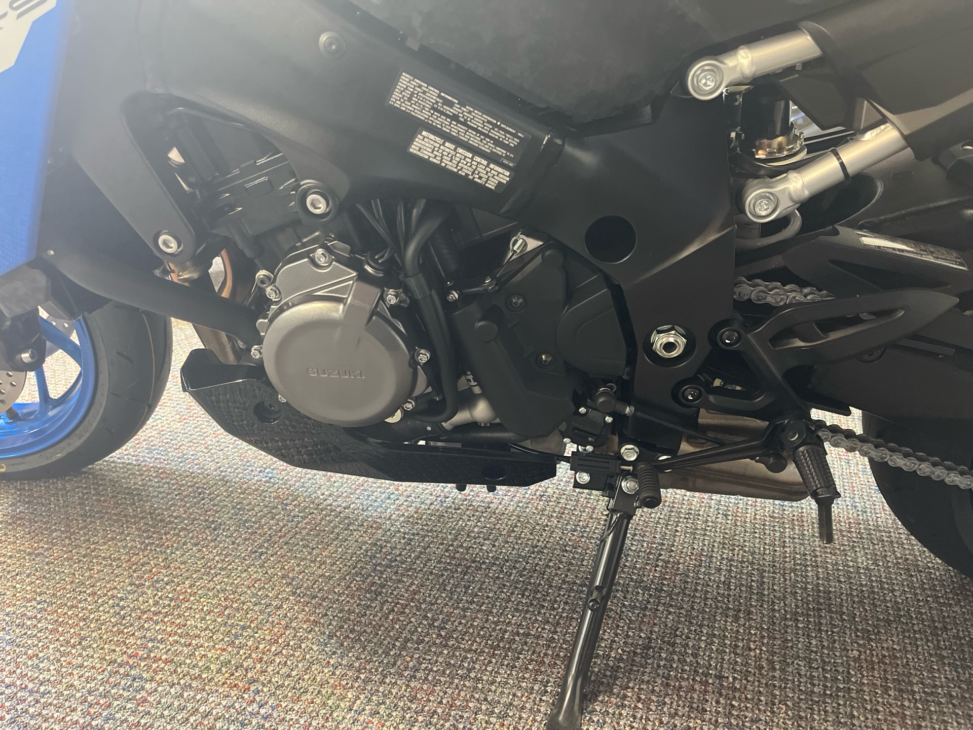 2025 Suzuki GSX-S1000 in West Bridgewater, Massachusetts - Photo 9