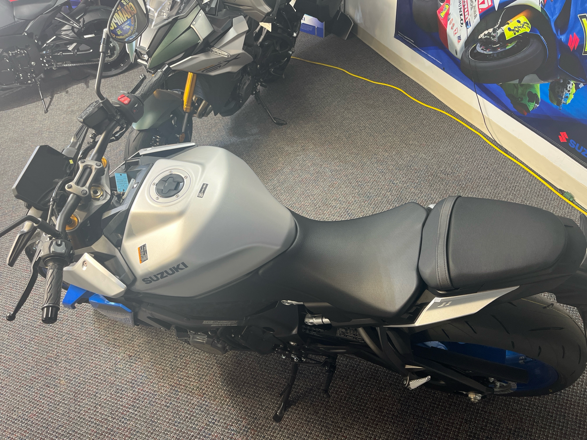 2025 Suzuki GSX-S1000 in West Bridgewater, Massachusetts - Photo 10