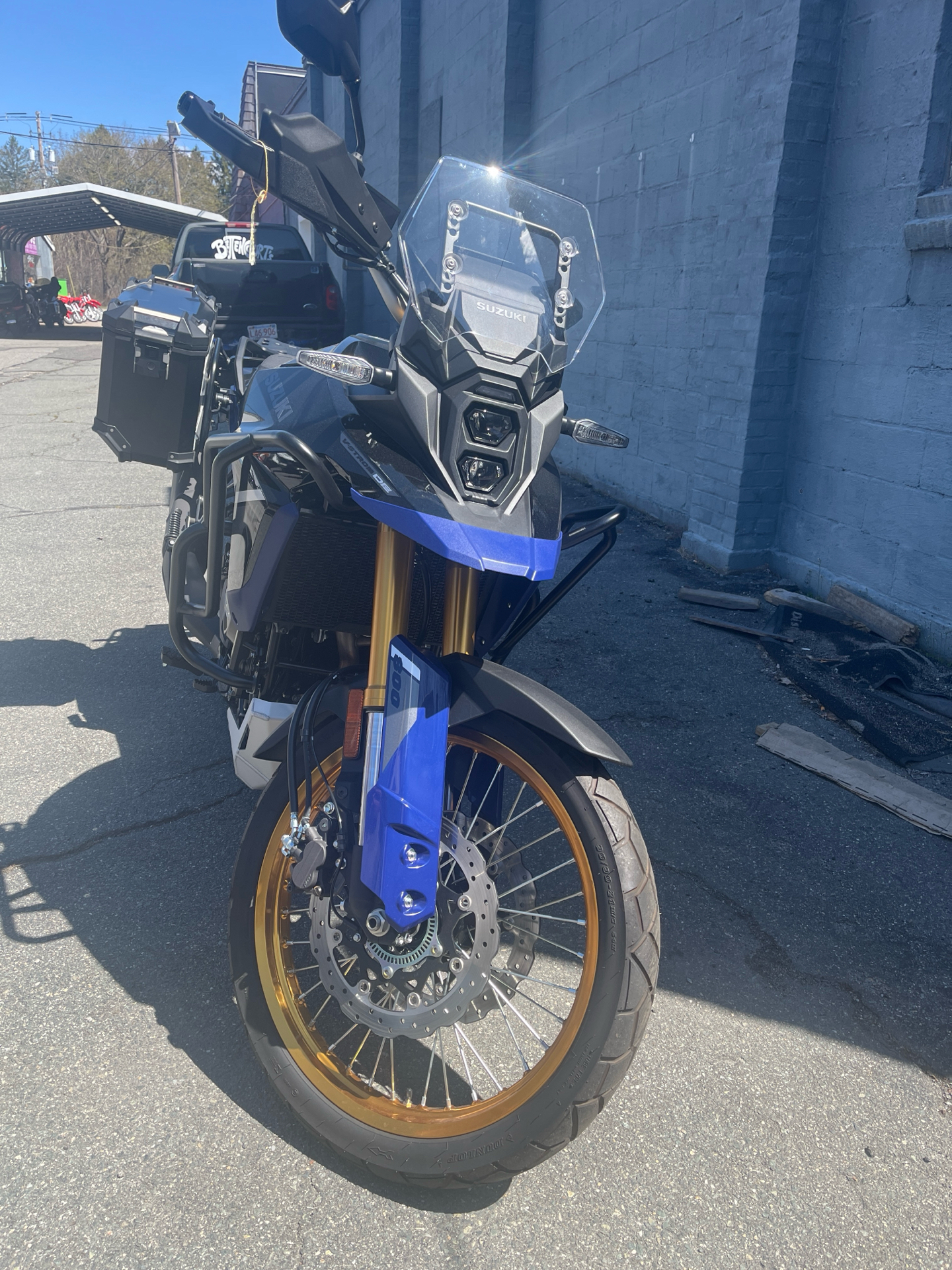 2023 Suzuki V-Strom 800DE Adventure in West Bridgewater, Massachusetts - Photo 3