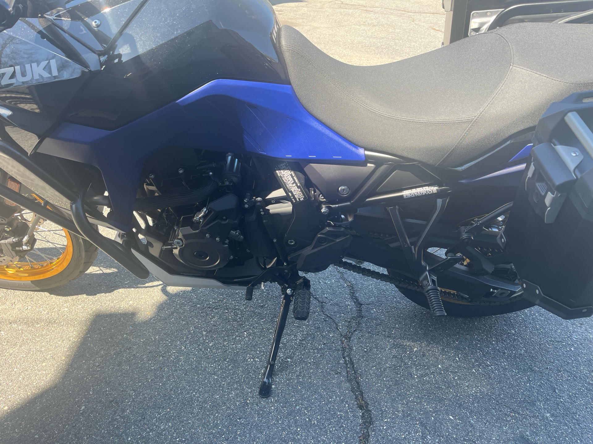 2023 Suzuki V-Strom 800DE Adventure in West Bridgewater, Massachusetts - Photo 6