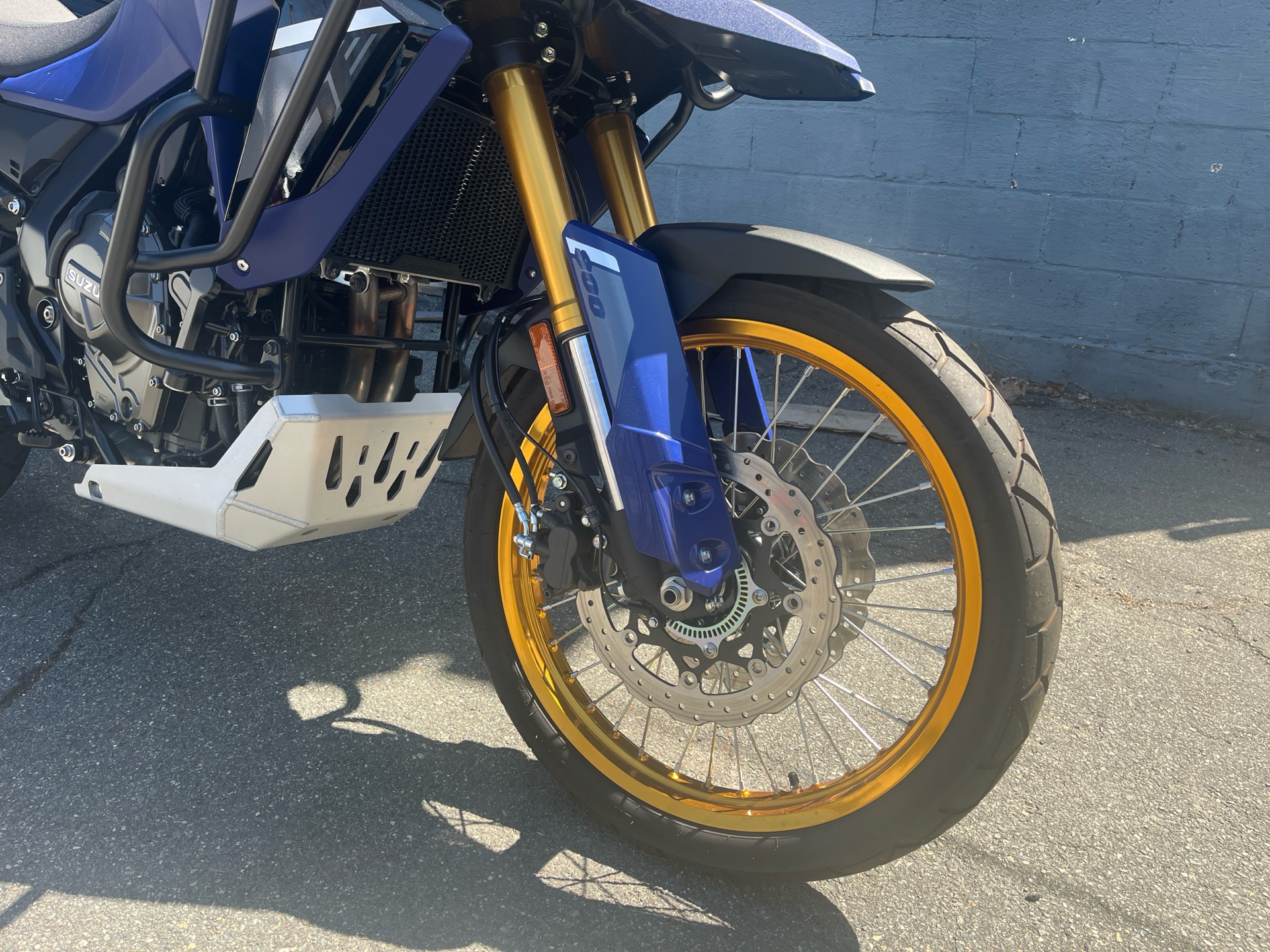 2023 Suzuki V-Strom 800DE Adventure in West Bridgewater, Massachusetts - Photo 8