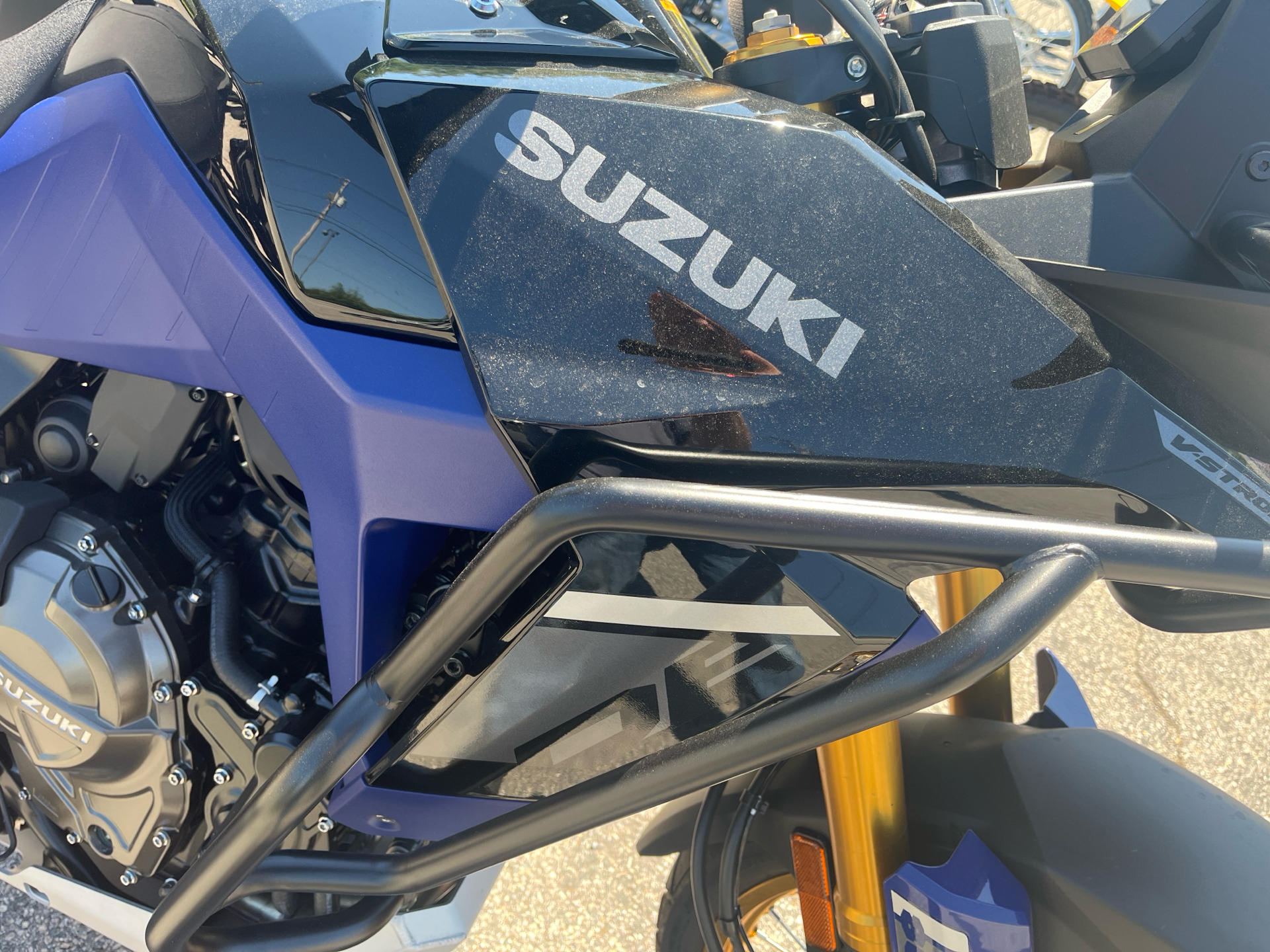 2023 Suzuki V-Strom 800DE Adventure in West Bridgewater, Massachusetts - Photo 2