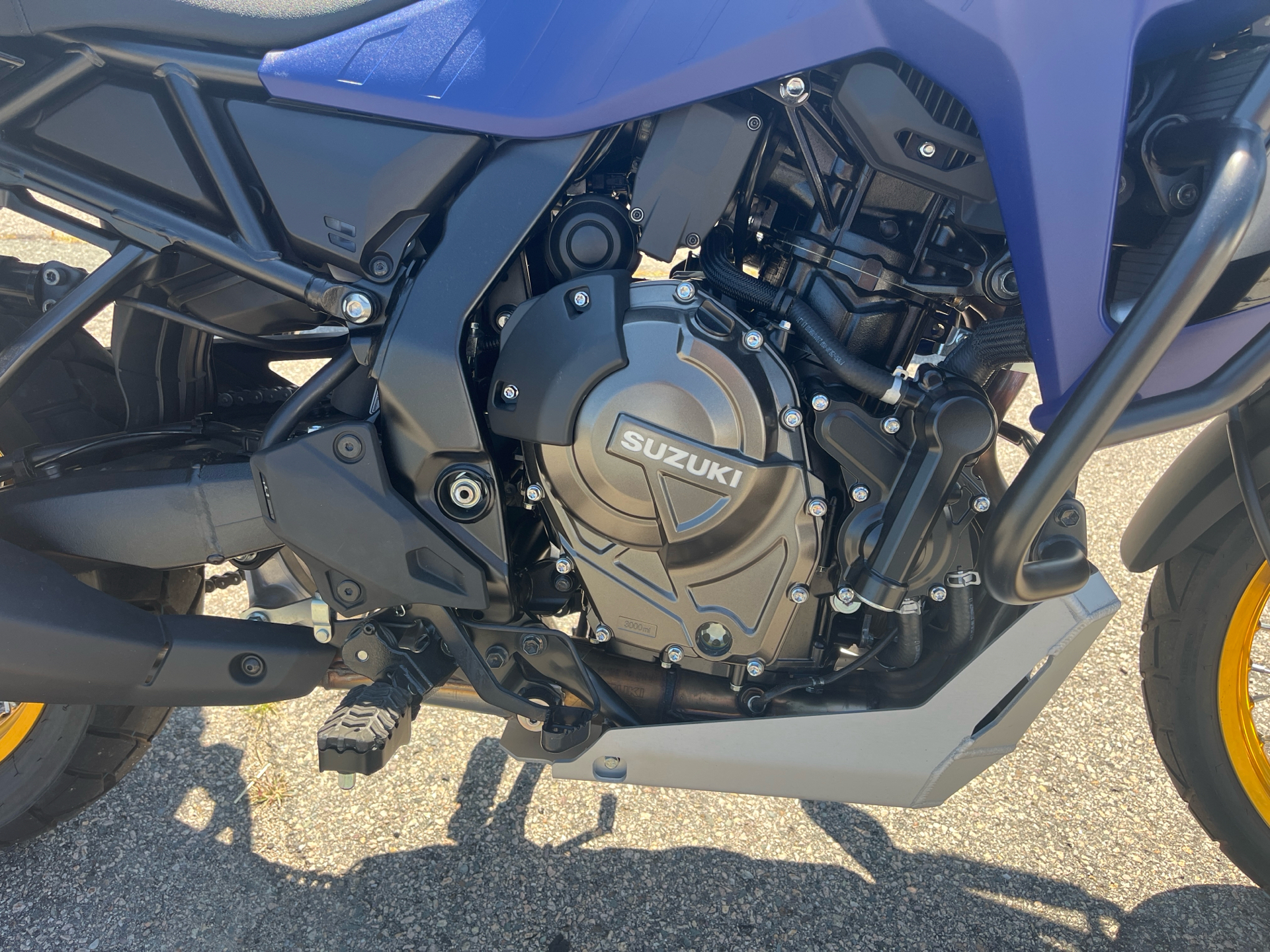 2023 Suzuki V-Strom 800DE Adventure in West Bridgewater, Massachusetts - Photo 4