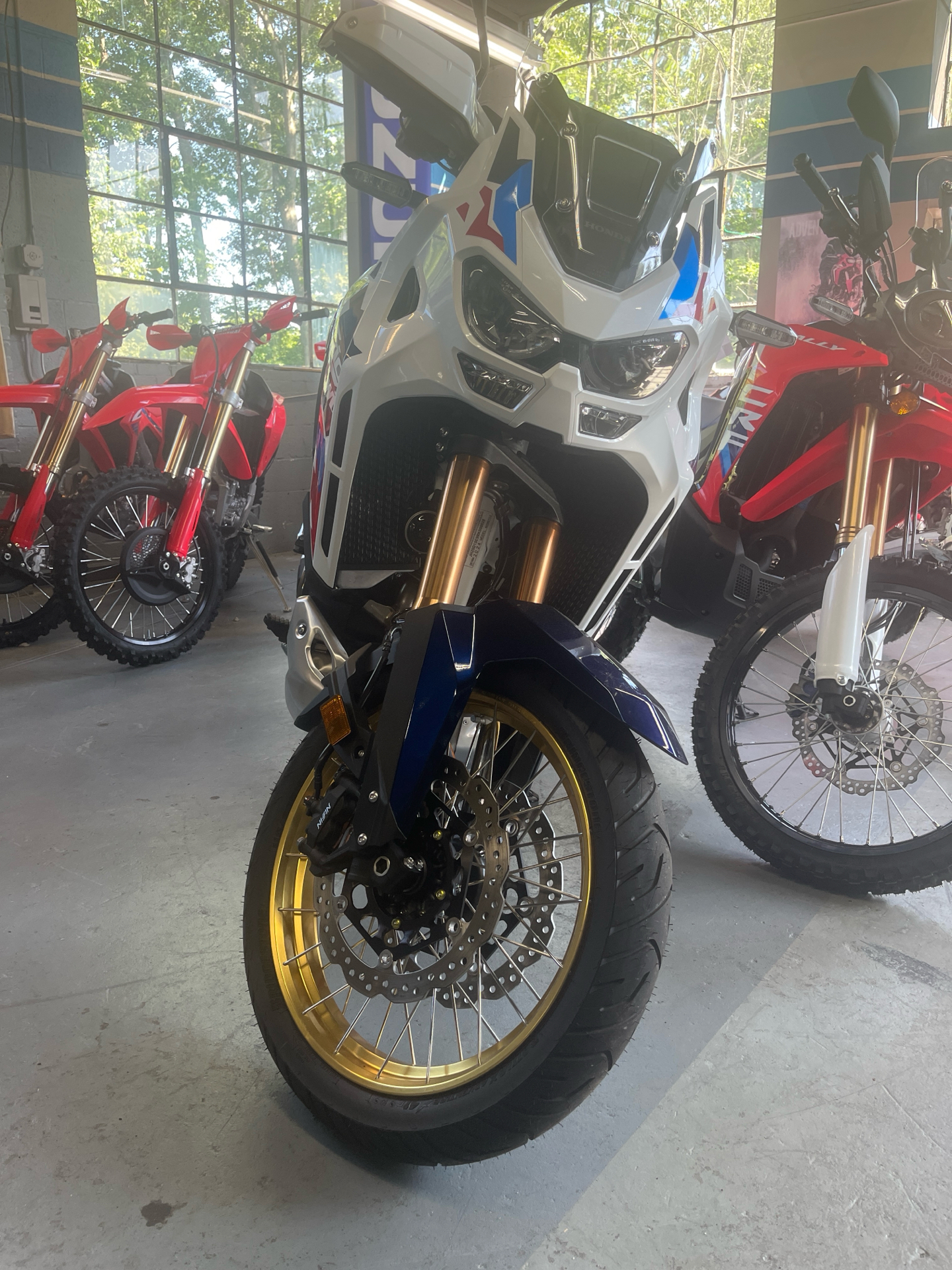 2024 Honda Africa Twin Adventure Sports ES DCT in West Bridgewater, Massachusetts - Photo 7