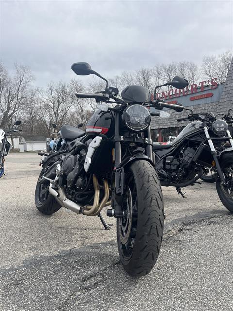 2024 Triumph Trident 660 in West Bridgewater, Massachusetts - Photo 5