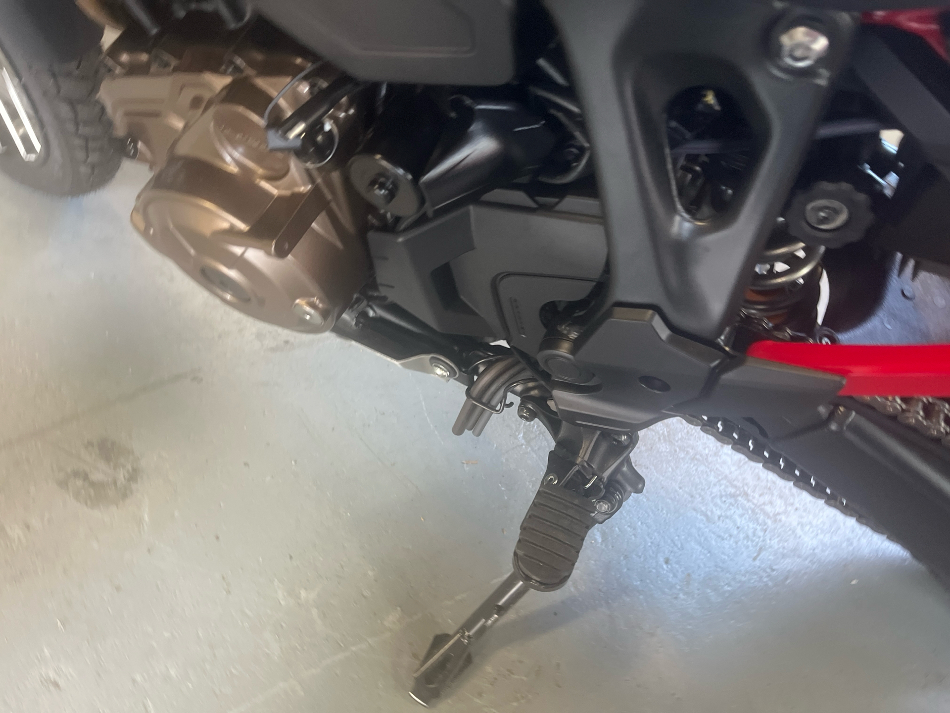 2024 Honda Africa Twin in West Bridgewater, Massachusetts - Photo 7