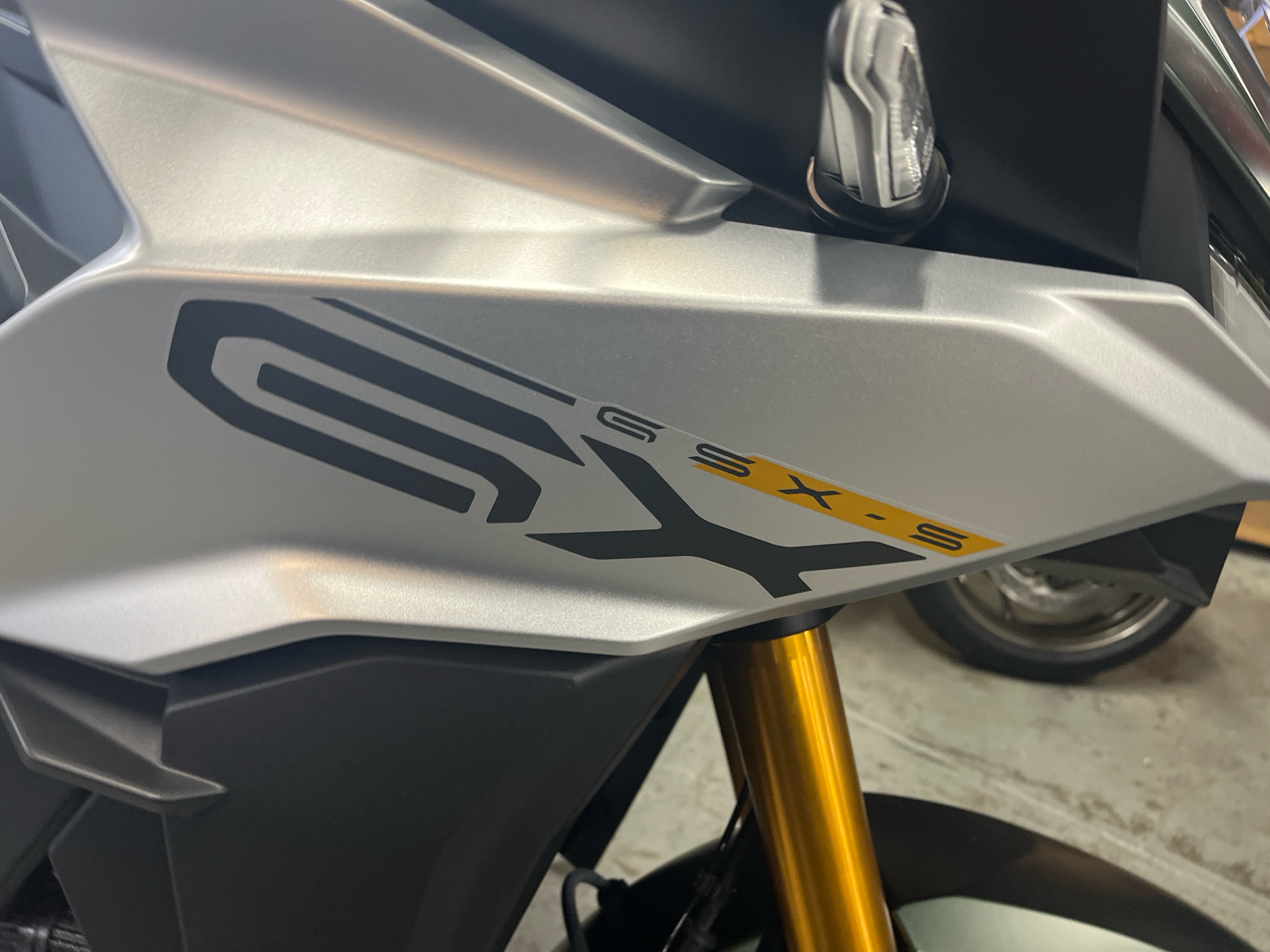 2024 Suzuki GSX-S1000GX+ in West Bridgewater, Massachusetts - Photo 2