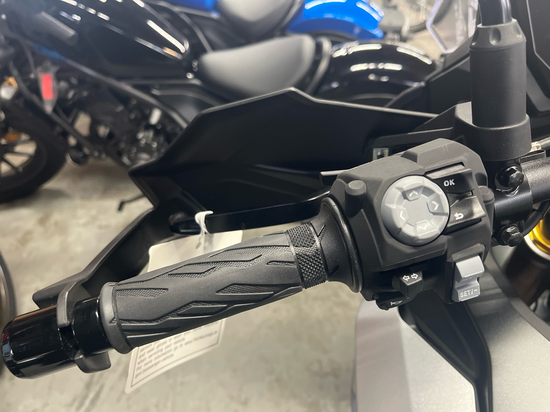 2024 Suzuki GSX-S1000GX+ in West Bridgewater, Massachusetts - Photo 12