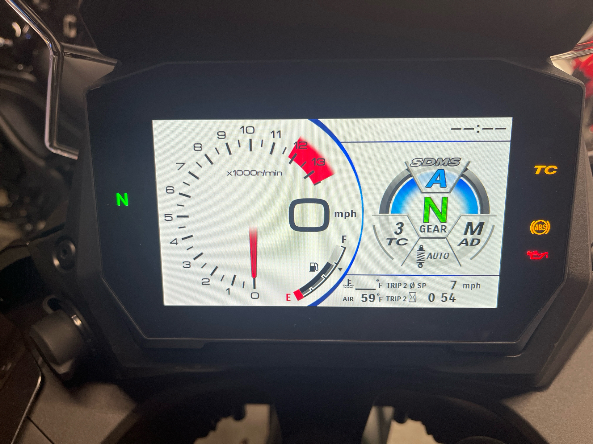 2024 Suzuki GSX-S1000GX+ in West Bridgewater, Massachusetts - Photo 13