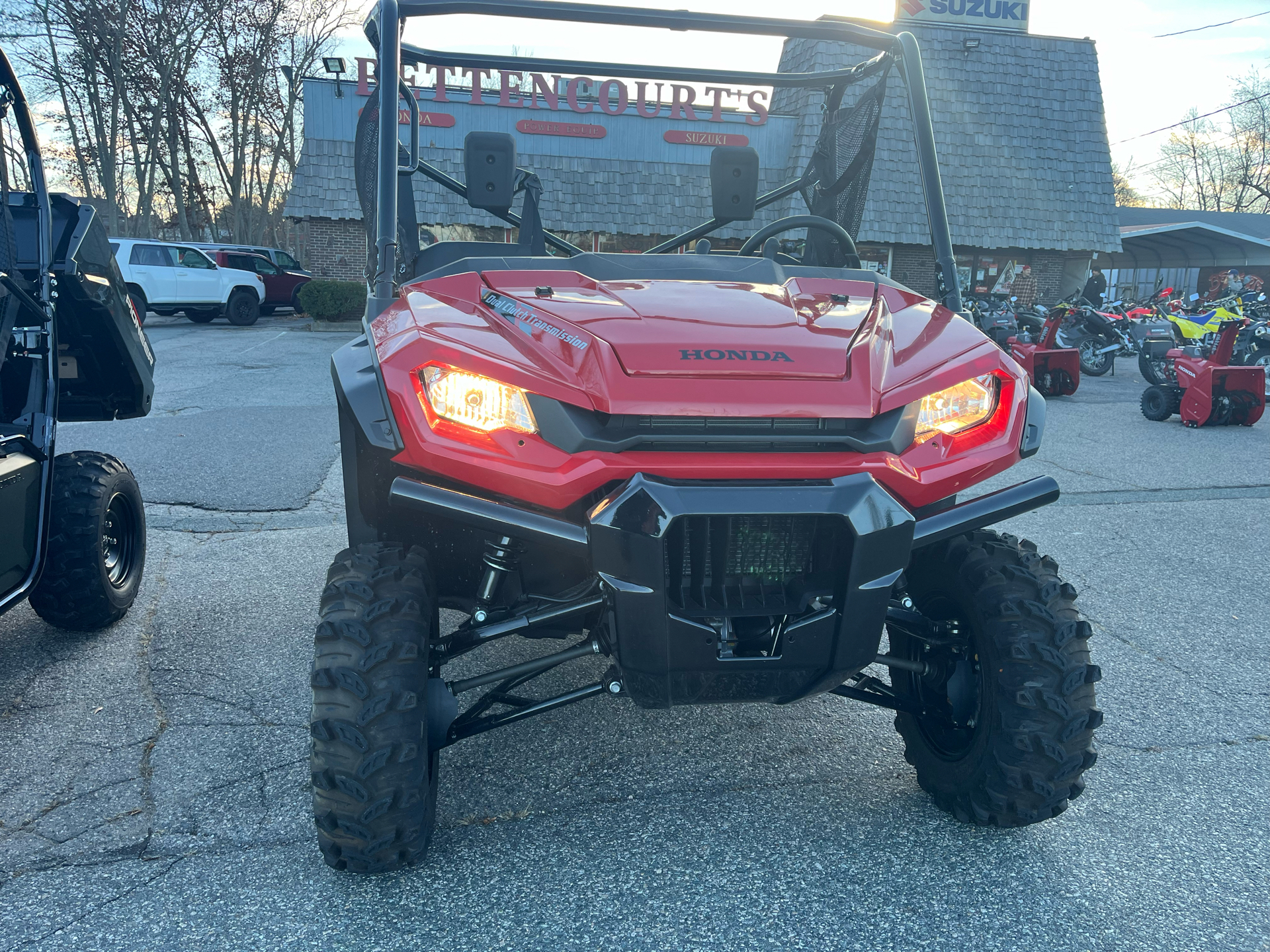 2025 Honda Pioneer 1000 in West Bridgewater, Massachusetts - Photo 3