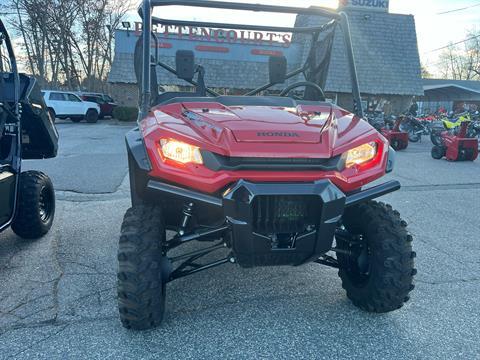 2025 Honda Pioneer 1000 in West Bridgewater, Massachusetts - Photo 3