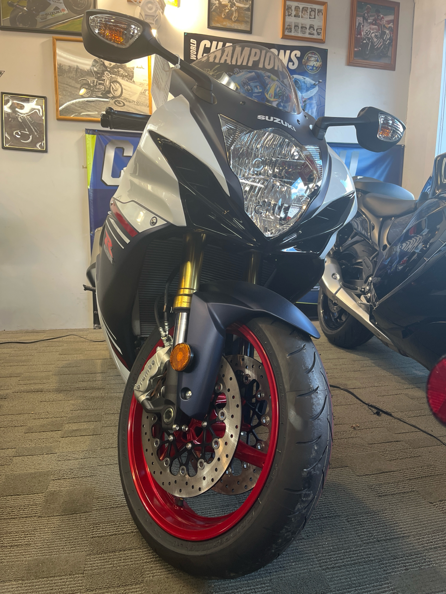 2025 Suzuki GSX-R750 in West Bridgewater, Massachusetts - Photo 4