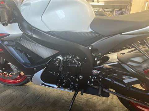 2025 Suzuki GSX-R750 in West Bridgewater, Massachusetts - Photo 11