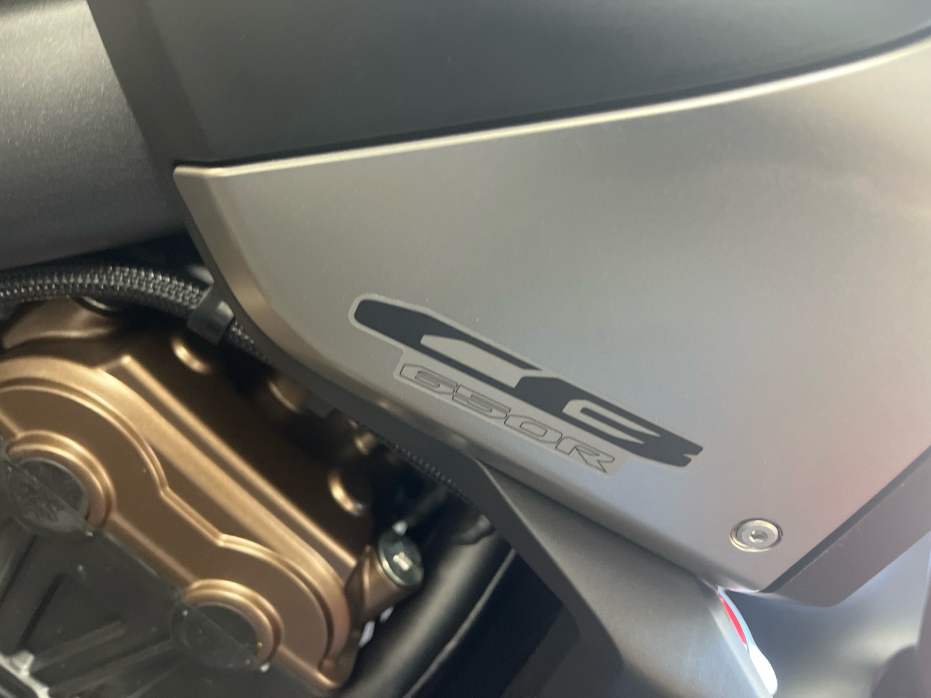 2025 Honda CB650R E-Clutch in West Bridgewater, Massachusetts - Photo 2