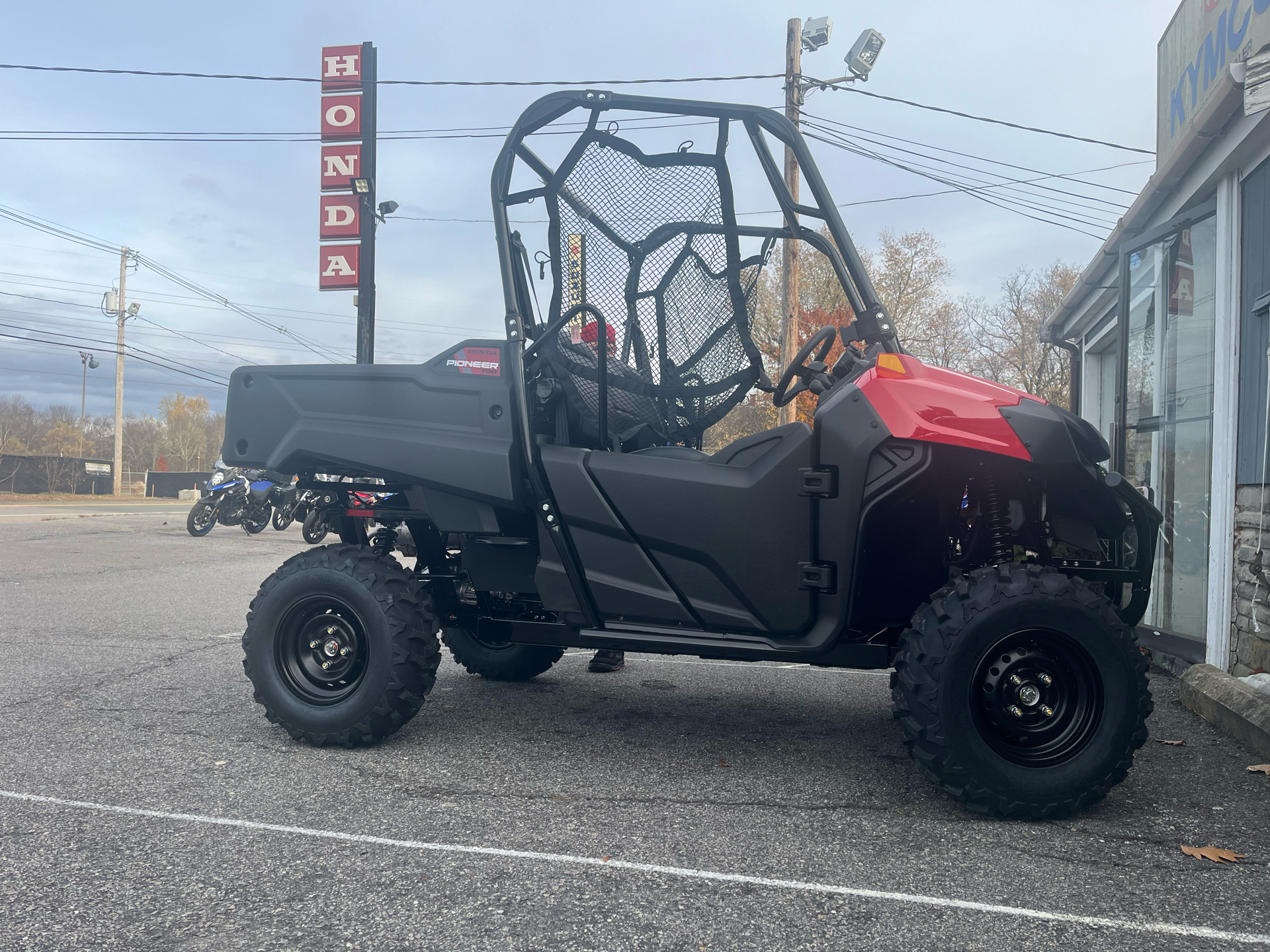 2026 Honda Pioneer 700 in West Bridgewater, Massachusetts - Photo 3