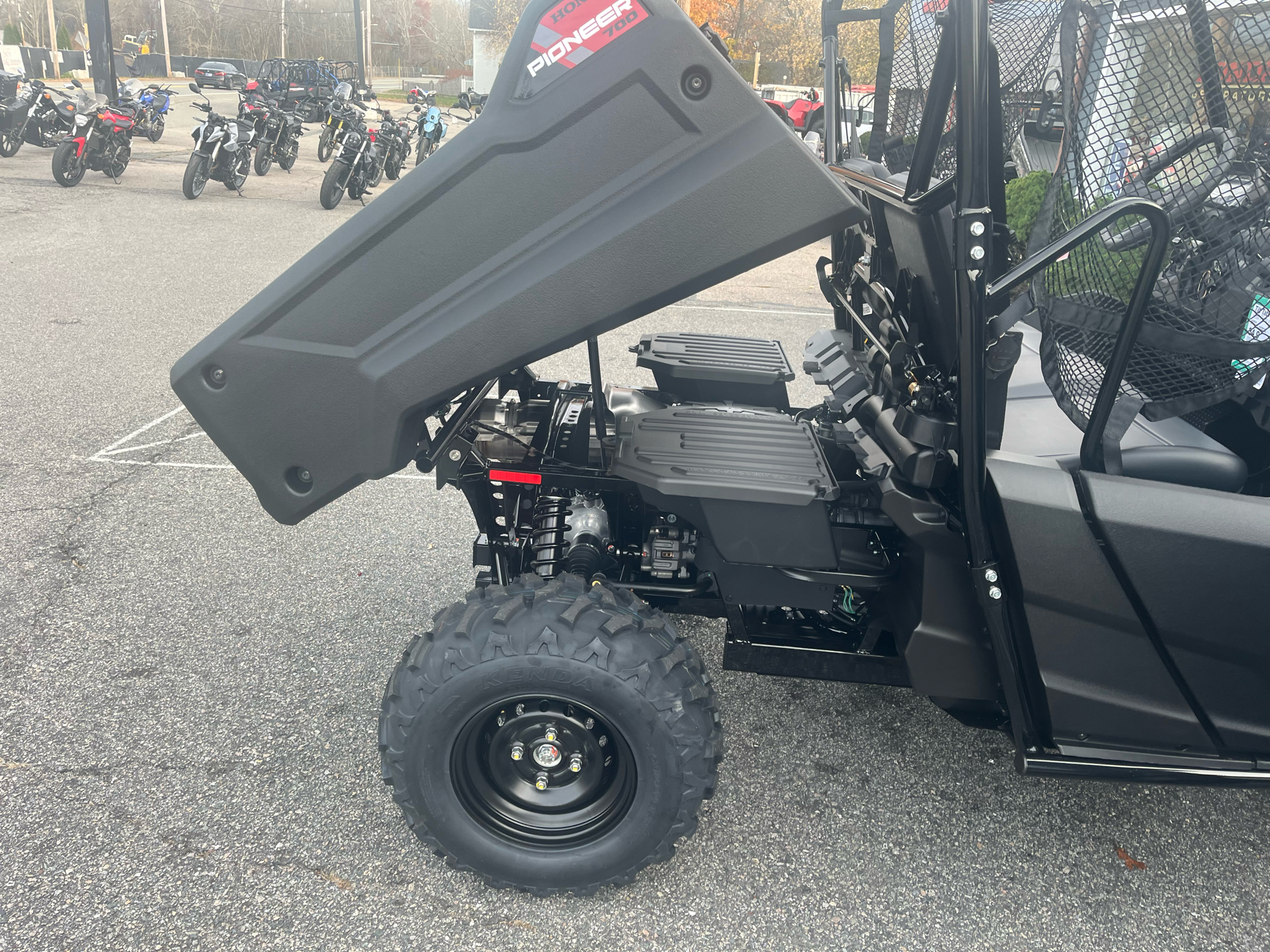 2026 Honda Pioneer 700 in West Bridgewater, Massachusetts - Photo 4