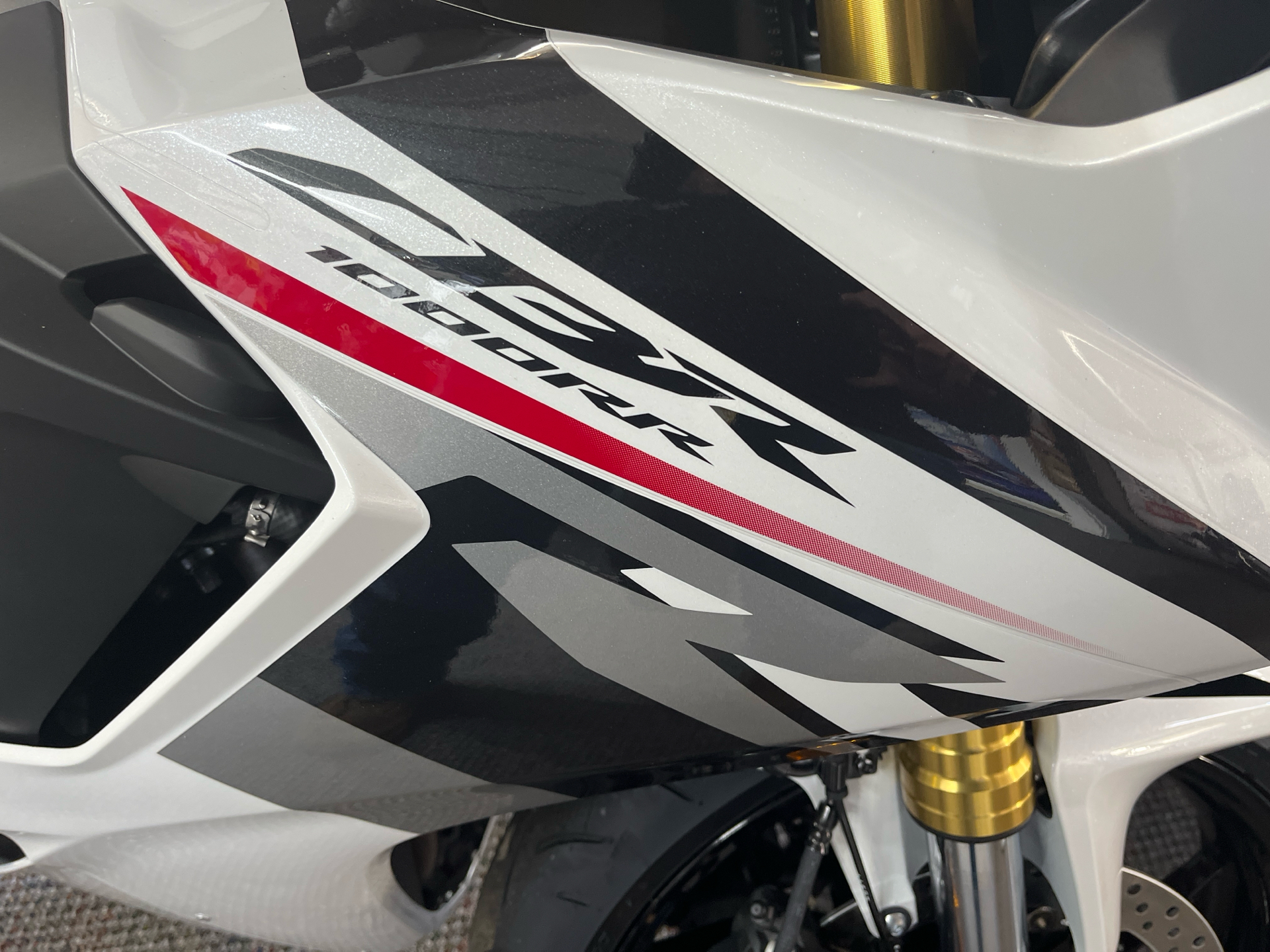 2025 Honda CBR1000RR ABS in West Bridgewater, Massachusetts - Photo 2