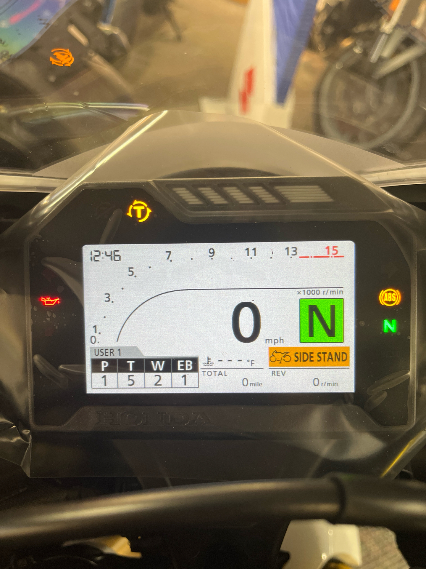 2025 Honda CBR1000RR ABS in West Bridgewater, Massachusetts - Photo 8