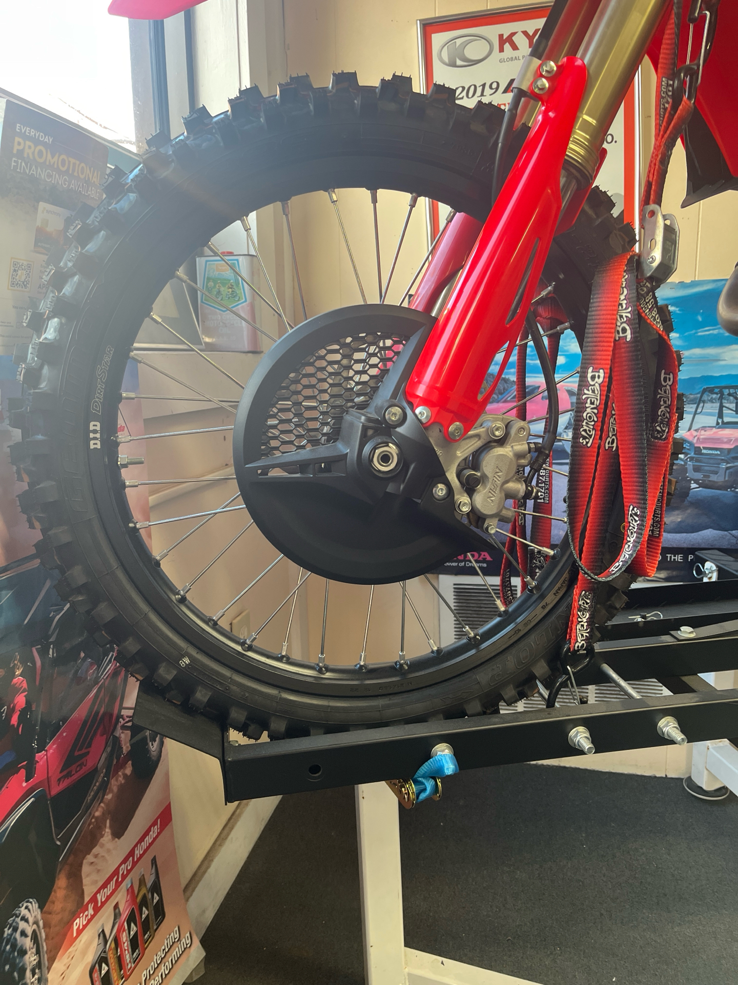 2023 Honda CRF450R in West Bridgewater, Massachusetts - Photo 5