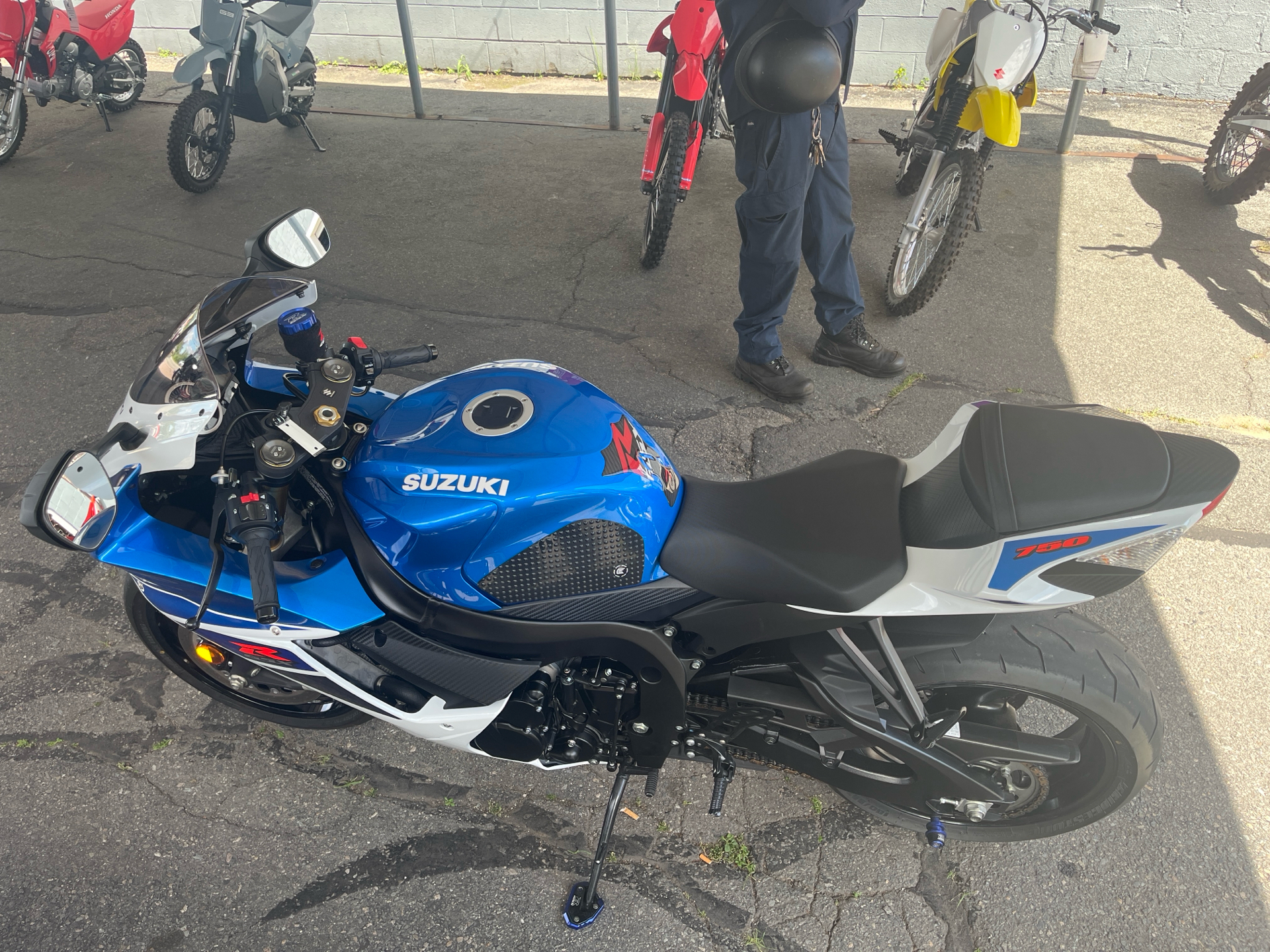 2025 Suzuki GSX-R750Z in West Bridgewater, Massachusetts - Photo 7