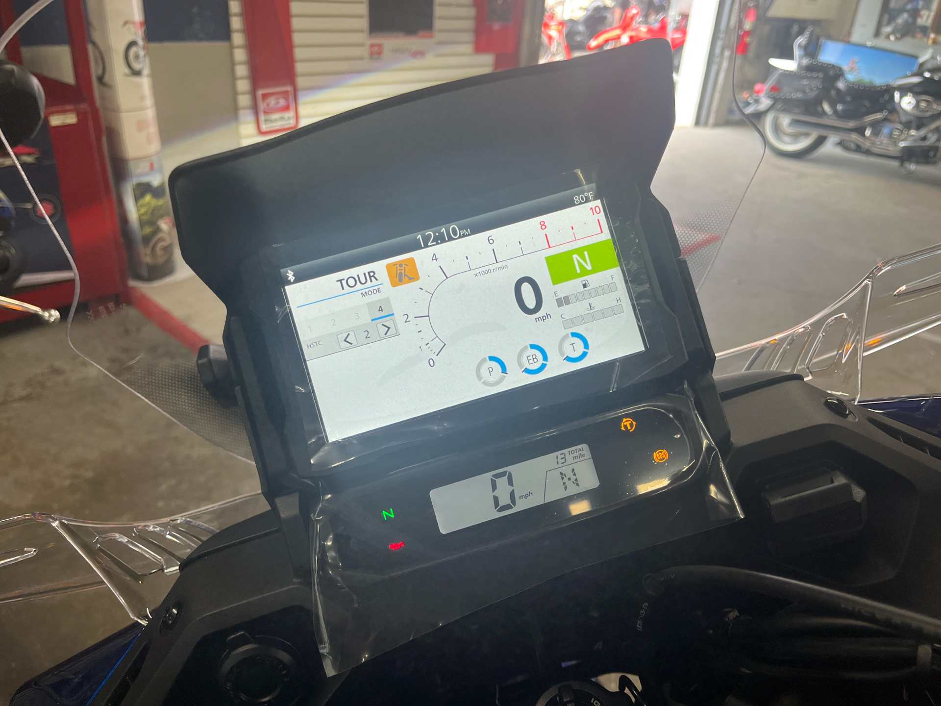 2025 Honda NT1100 DCT in West Bridgewater, Massachusetts - Photo 7