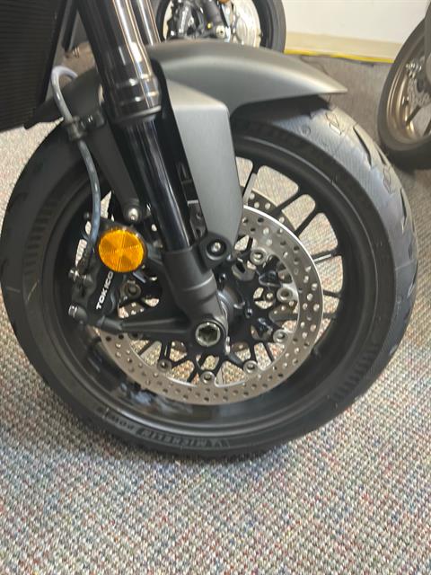 2024 Honda CB1000R Black Edition in West Bridgewater, Massachusetts - Photo 4