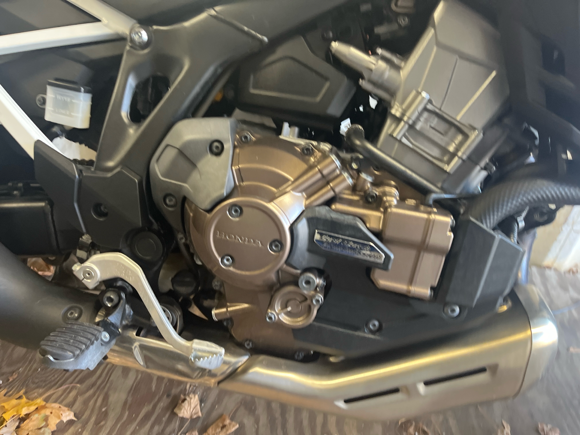 2021 Honda Africa Twin DCT in West Bridgewater, Massachusetts - Photo 4