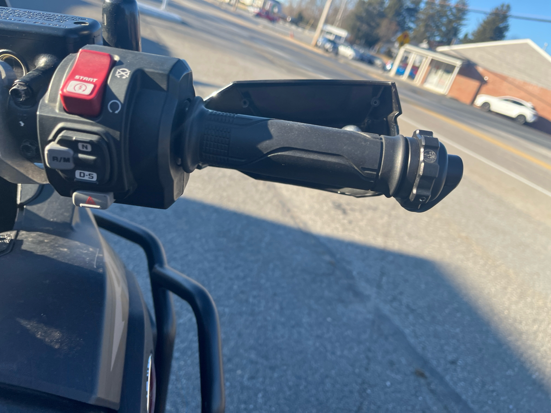 2019 Honda Africa Twin DCT in West Bridgewater, Massachusetts - Photo 11