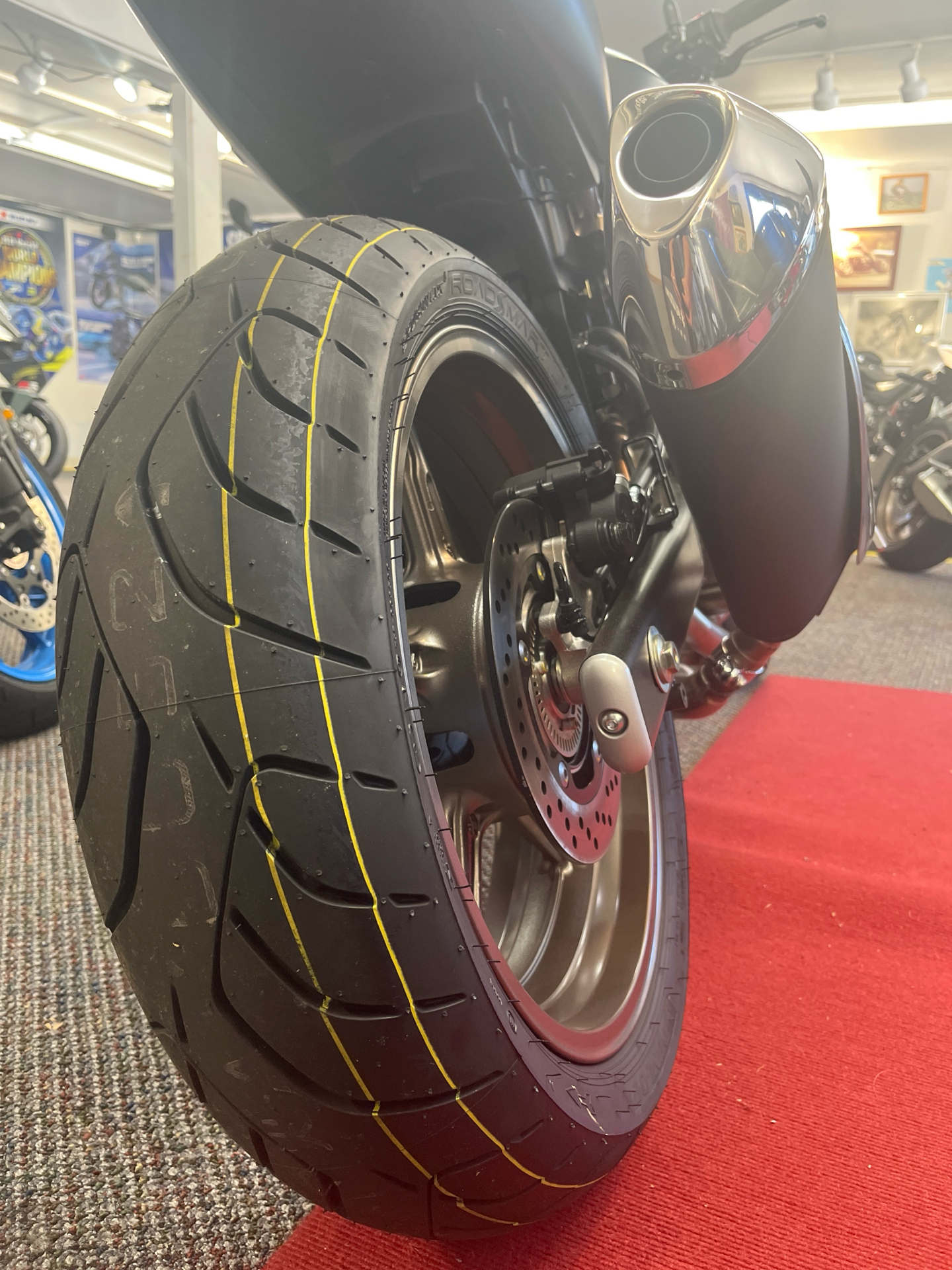 2025 Suzuki SV650 ABS in West Bridgewater, Massachusetts - Photo 7