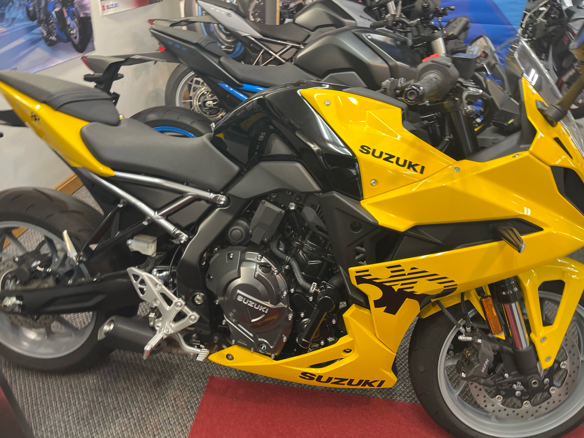 2024 Suzuki GSX-8R in West Bridgewater, Massachusetts - Photo 1