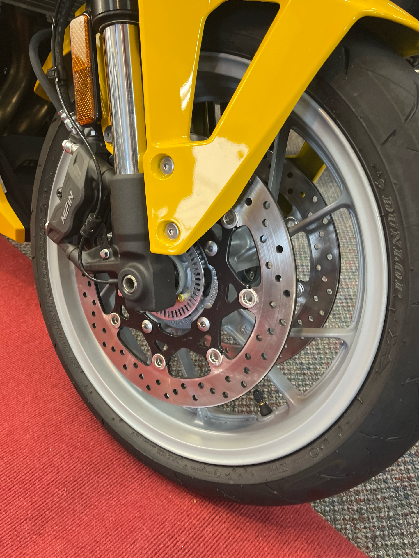 2024 Suzuki GSX-8R in West Bridgewater, Massachusetts - Photo 6