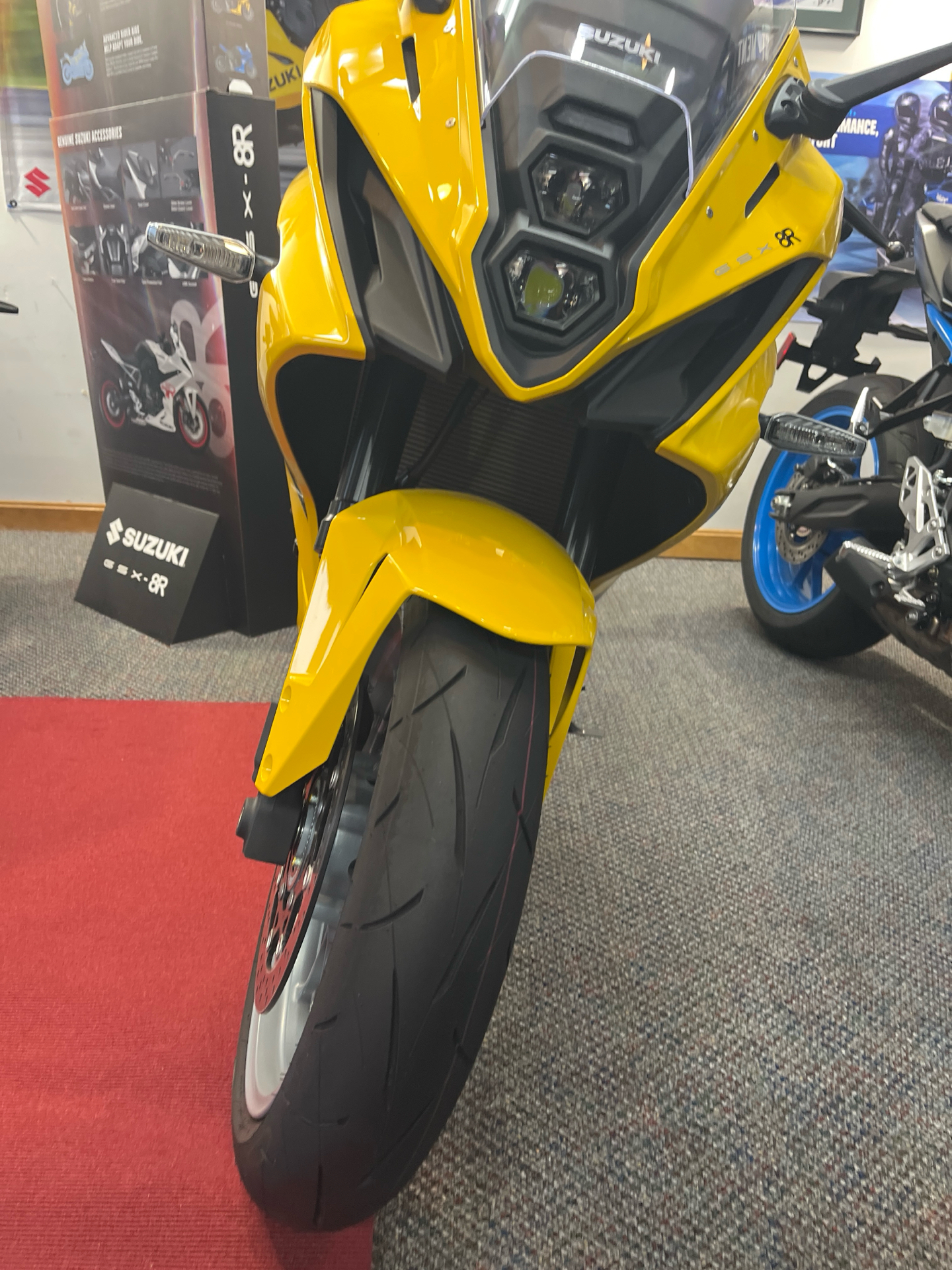 2024 Suzuki GSX-8R in West Bridgewater, Massachusetts - Photo 7