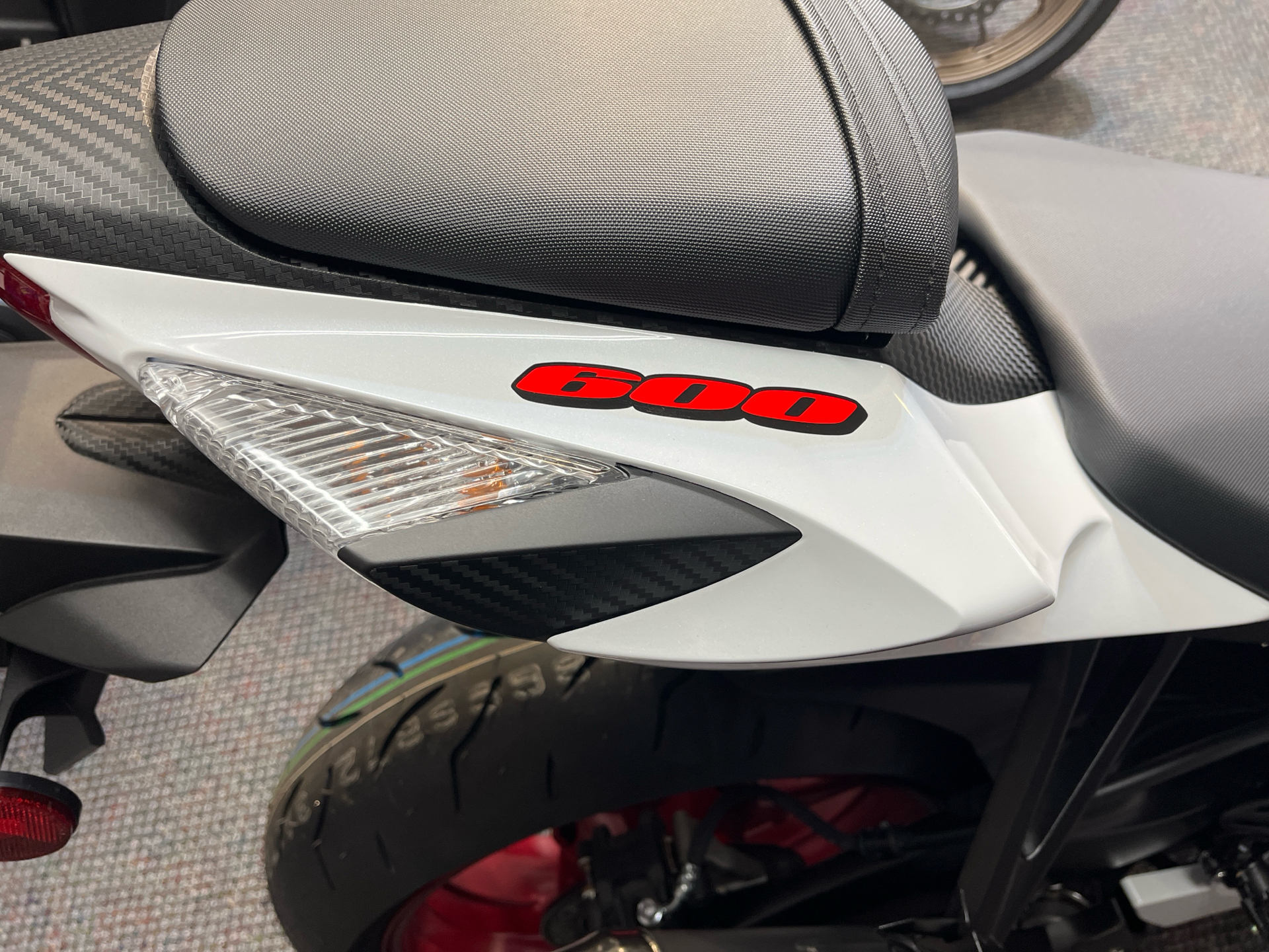 2025 Suzuki GSX-R600 in West Bridgewater, Massachusetts - Photo 4