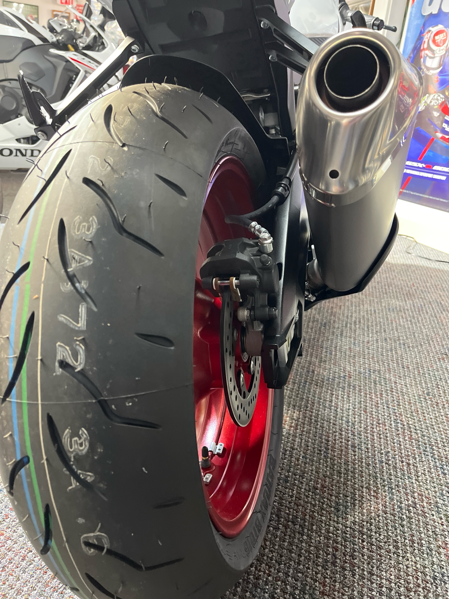 2025 Suzuki GSX-R600 in West Bridgewater, Massachusetts - Photo 5