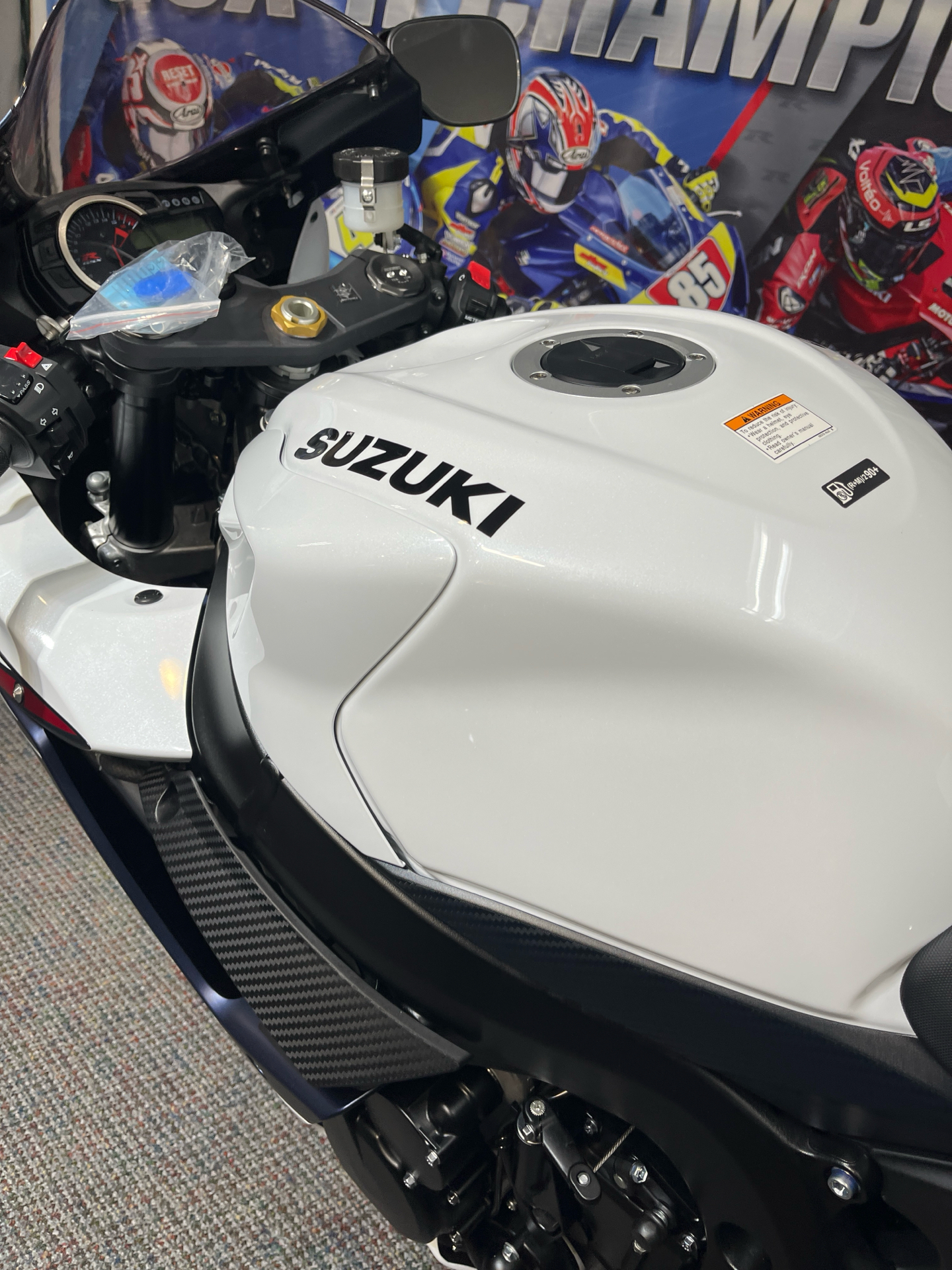 2025 Suzuki GSX-R600 in West Bridgewater, Massachusetts - Photo 8