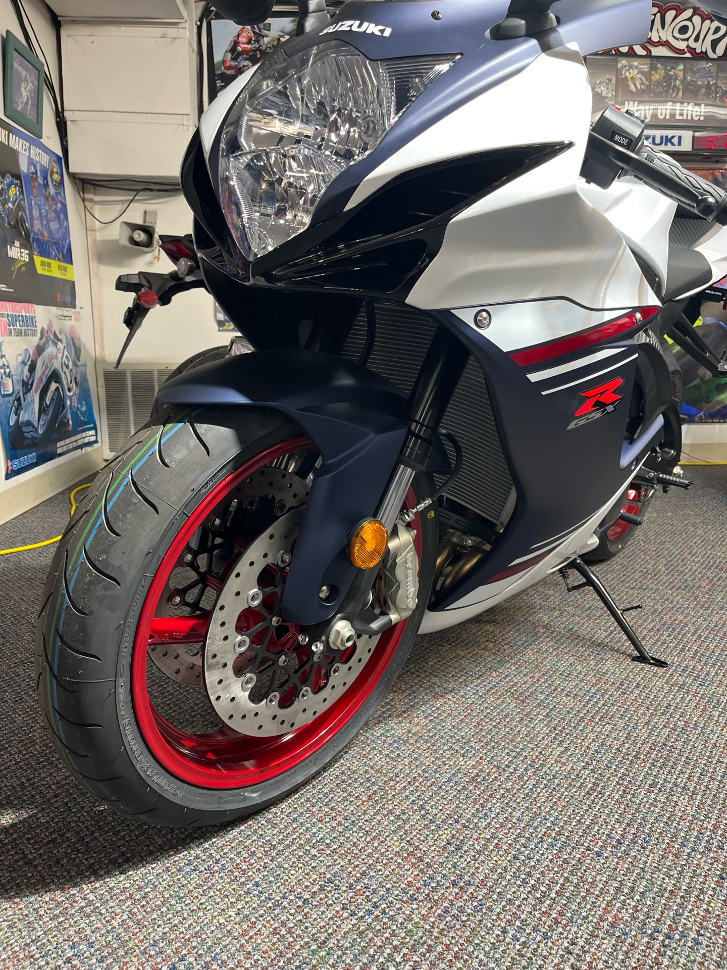 2025 Suzuki GSX-R600 in West Bridgewater, Massachusetts - Photo 11