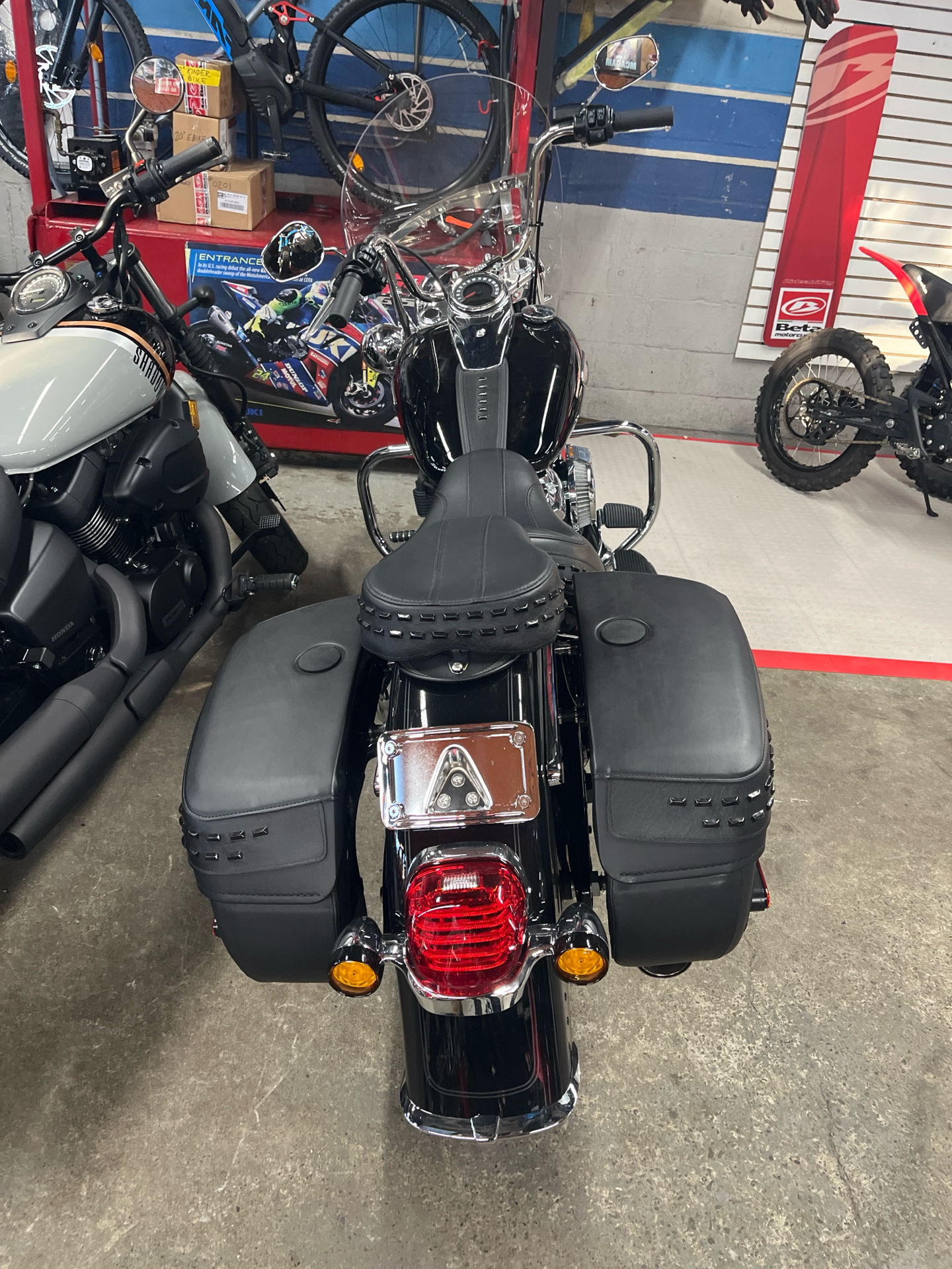 2022 Harley-Davidson Heritage Classic 114 in West Bridgewater, Massachusetts - Photo 5