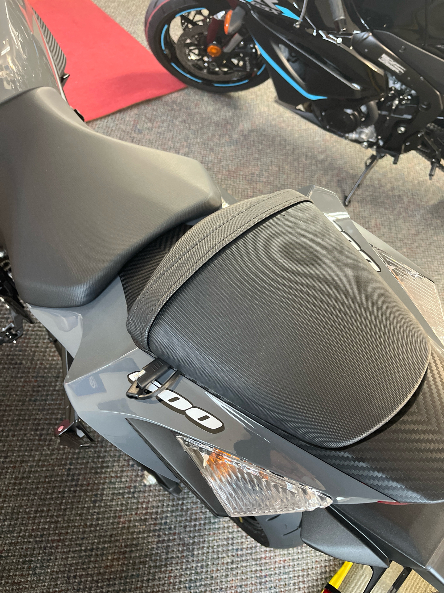 2025 Suzuki GSX-R600 in West Bridgewater, Massachusetts - Photo 5