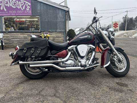 2001 Yamaha Road Star in West Bridgewater, Massachusetts - Photo 1