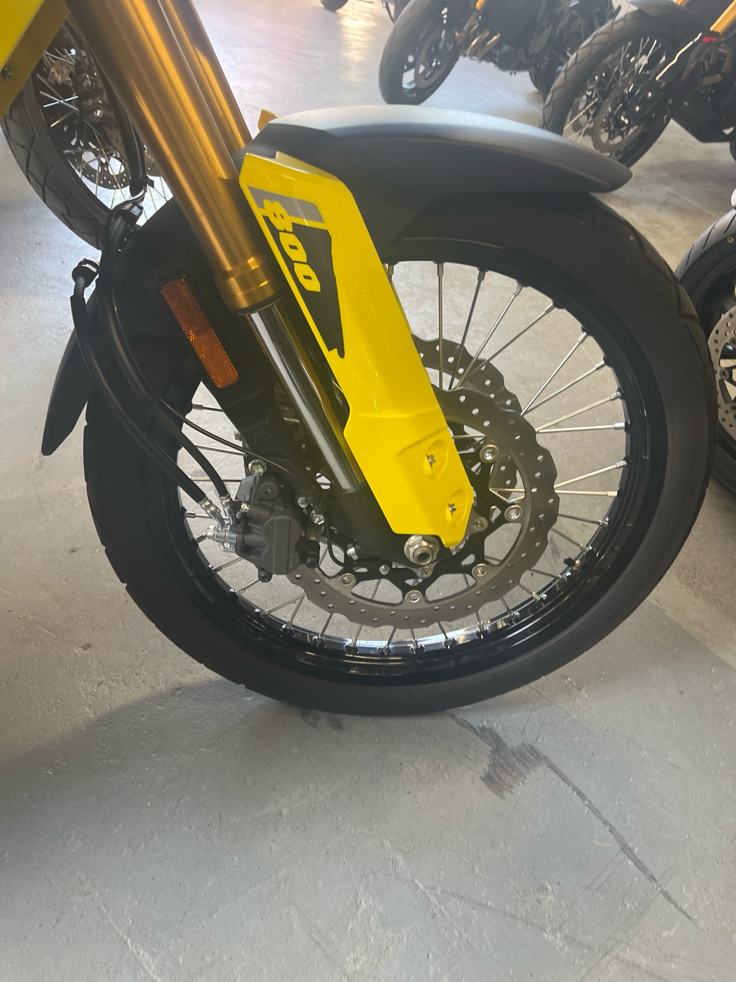 2023 Suzuki V-Strom 800DE in West Bridgewater, Massachusetts - Photo 3