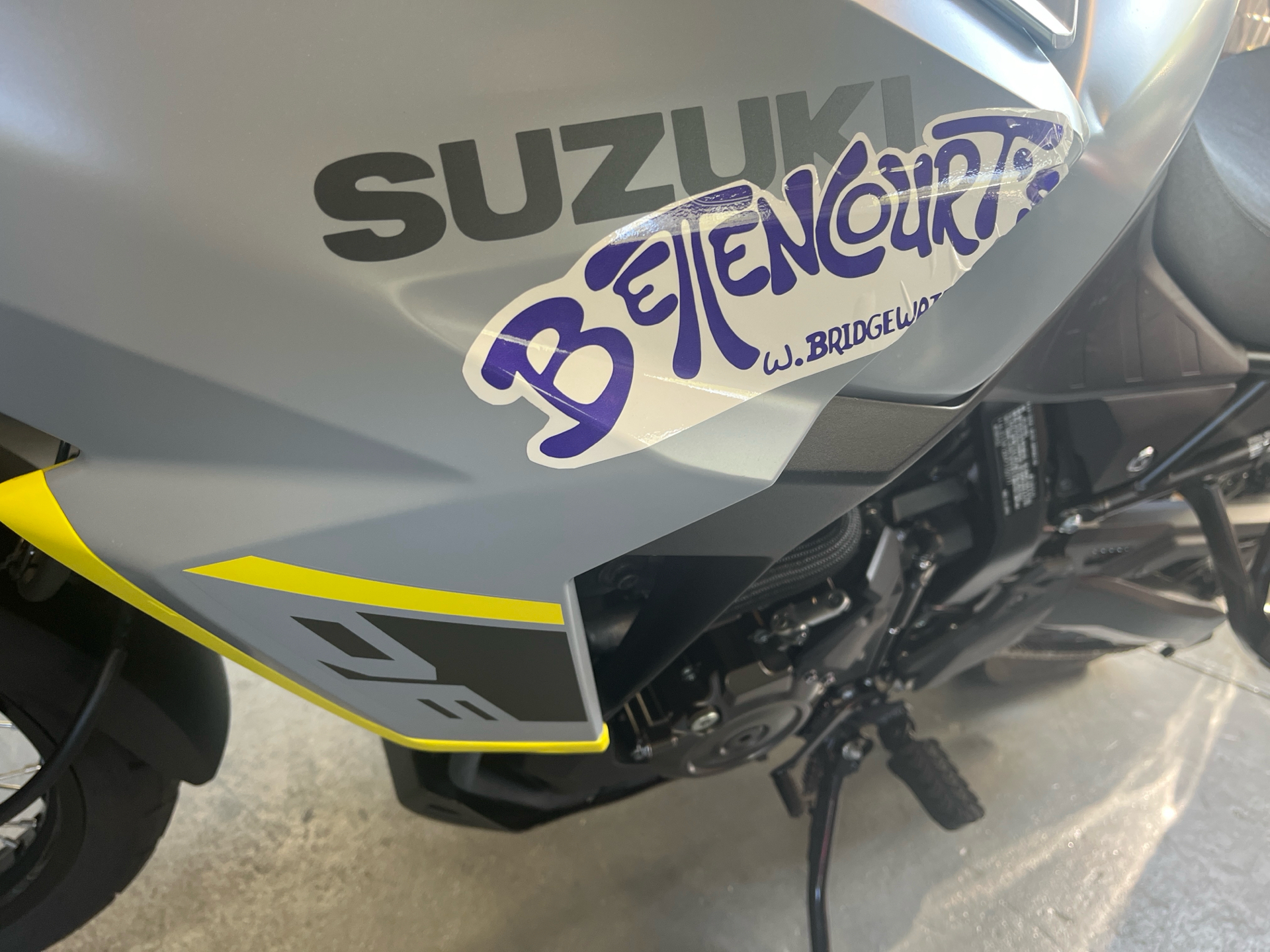 2023 Suzuki V-Strom 800DE in West Bridgewater, Massachusetts - Photo 7