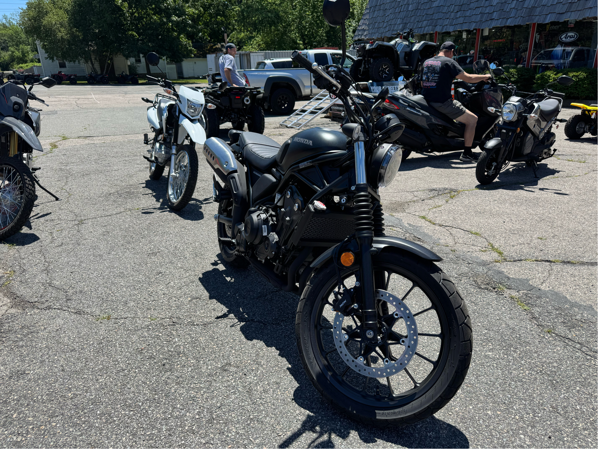2025 Honda SCL500 in West Bridgewater, Massachusetts - Photo 2