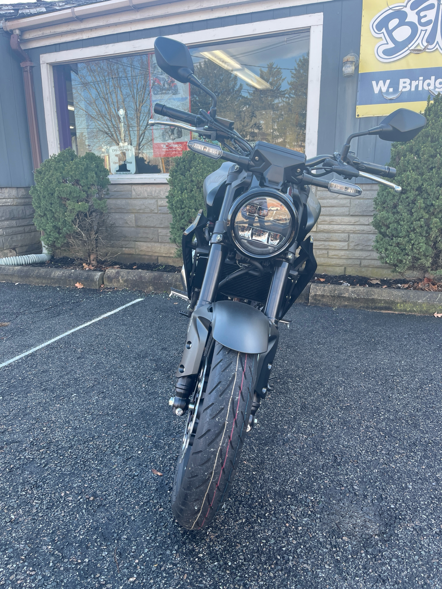 2023 Honda CB300R ABS in West Bridgewater, Massachusetts - Photo 3