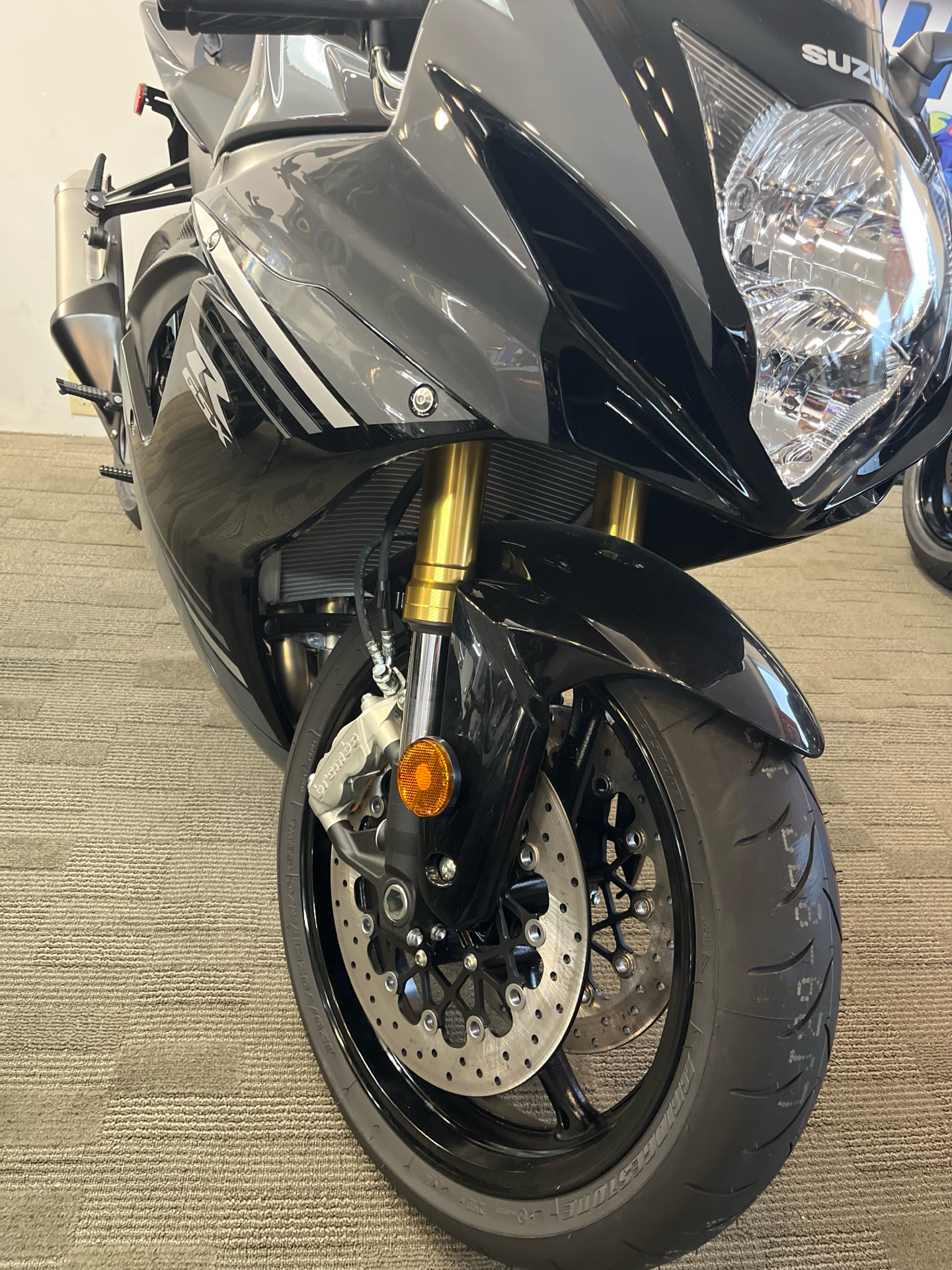 2025 Suzuki GSX-R750 in West Bridgewater, Massachusetts - Photo 6
