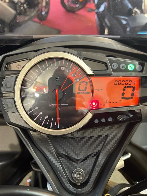 2025 Suzuki GSX-R750 in West Bridgewater, Massachusetts - Photo 7
